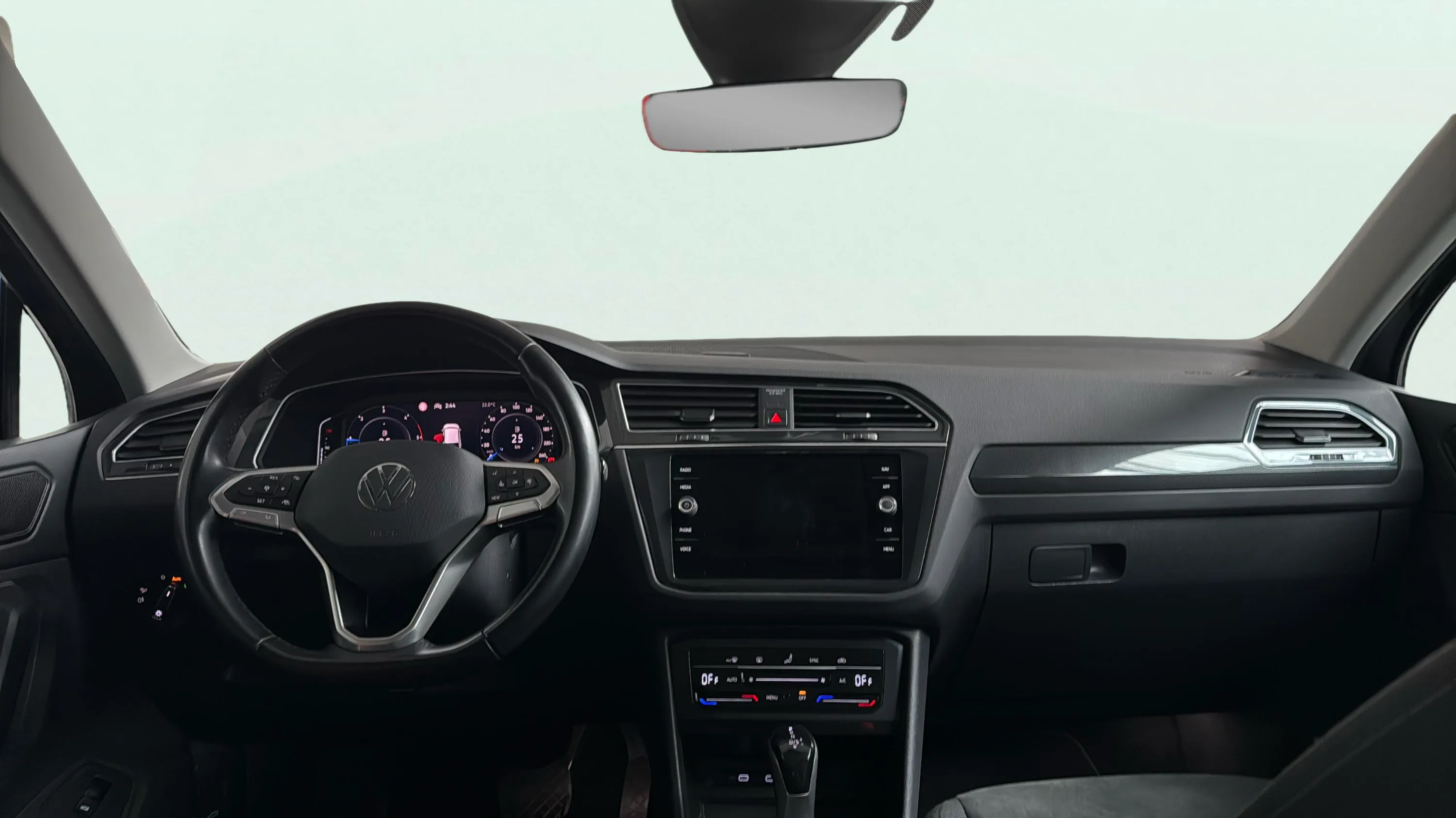 Volkswagen Tiguan Life 2.0 TDI DSG - foto 13