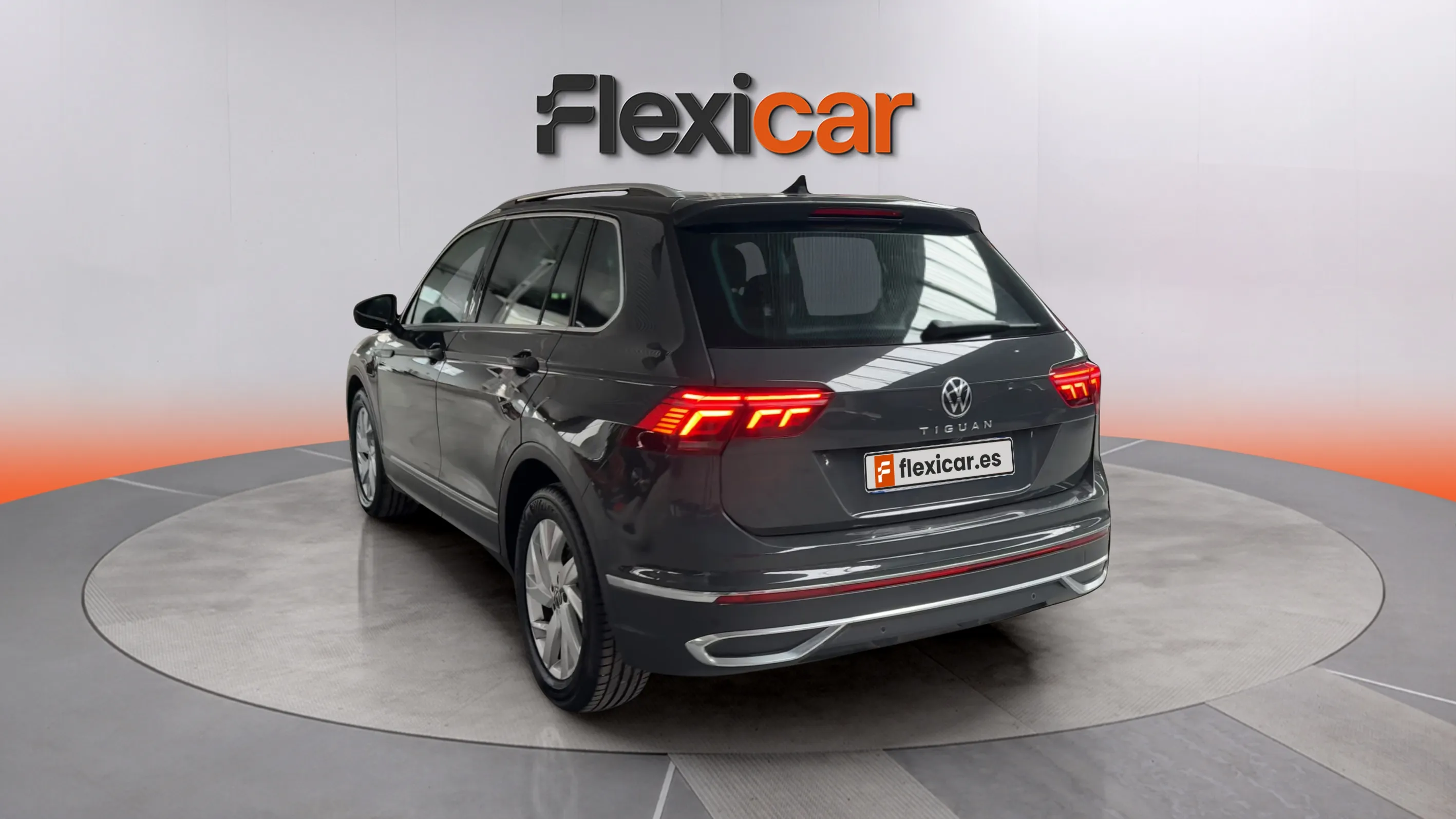 Volkswagen Tiguan Life 2.0 TDI DSG - foto 5