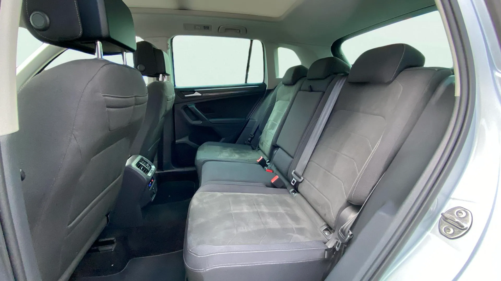Volkswagen Tiguan Life 2.0 TDI DSG - foto 14