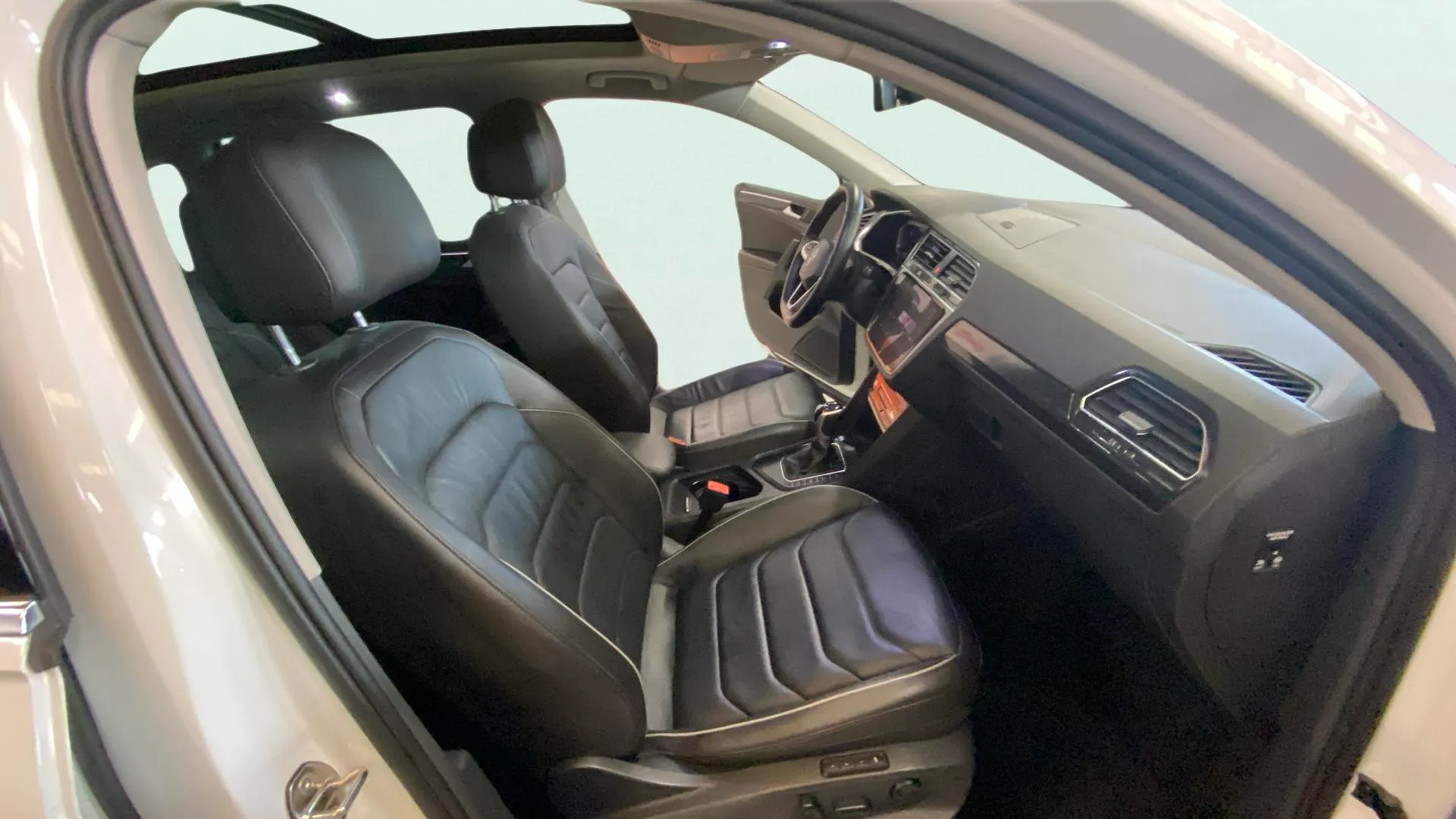 Volkswagen Tiguan Life 1.4 TSI eHybrid DSG - foto 14