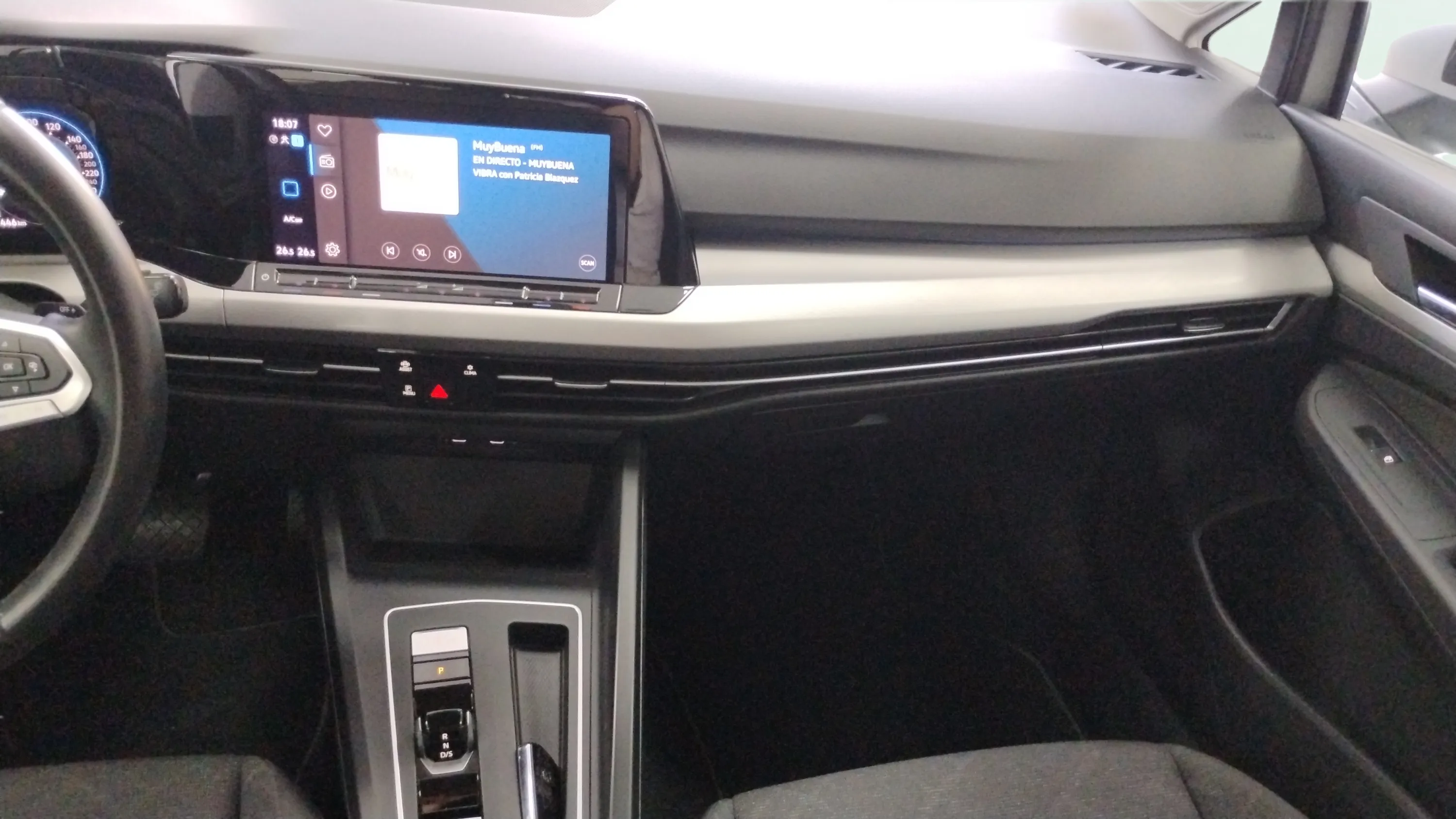 Volkswagen Golf 2.0 TDI DSG Variant - foto 13