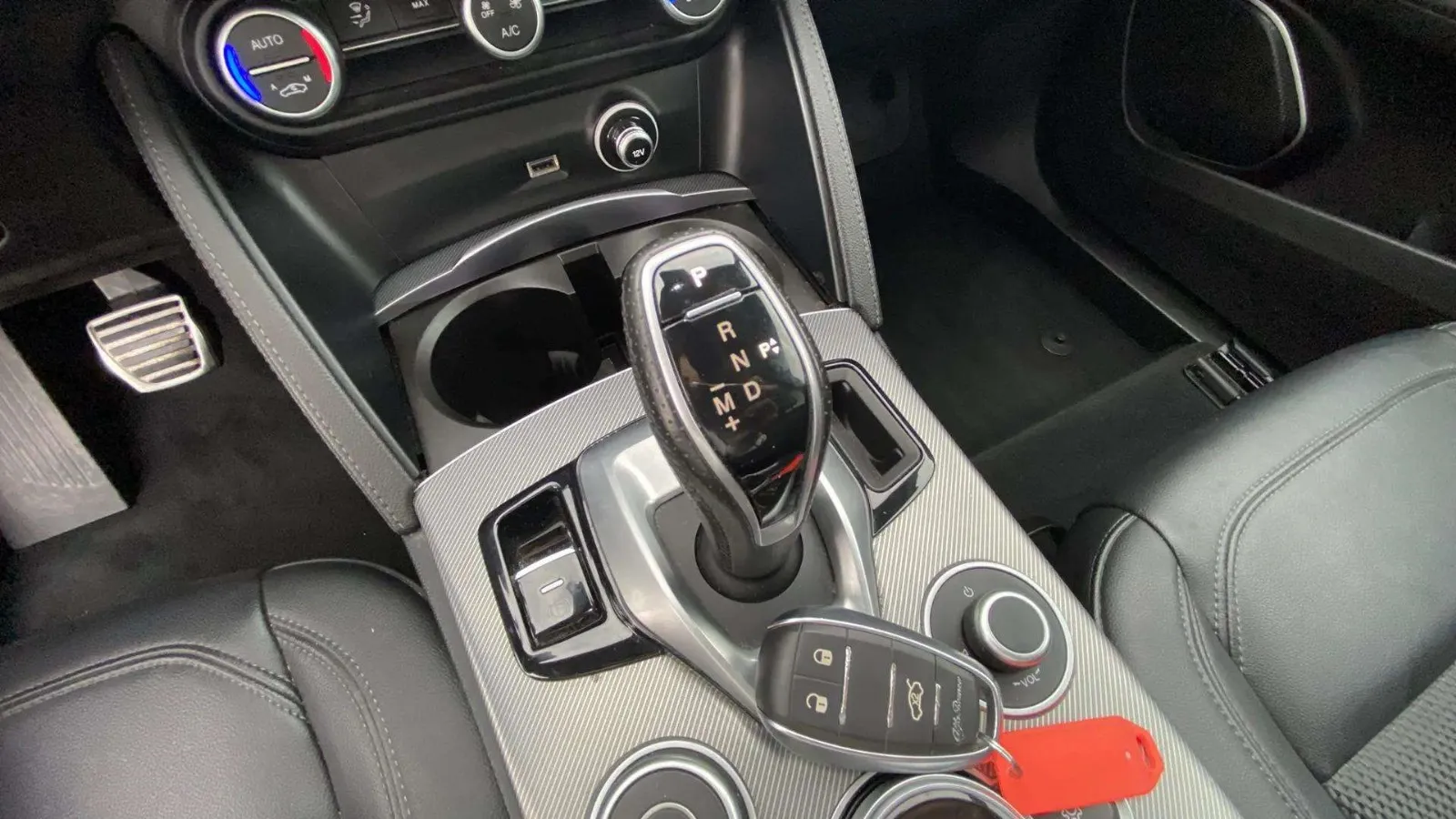 Alfa Romeo Stelvio 2.2 Diesel Sprint RWD - foto 19