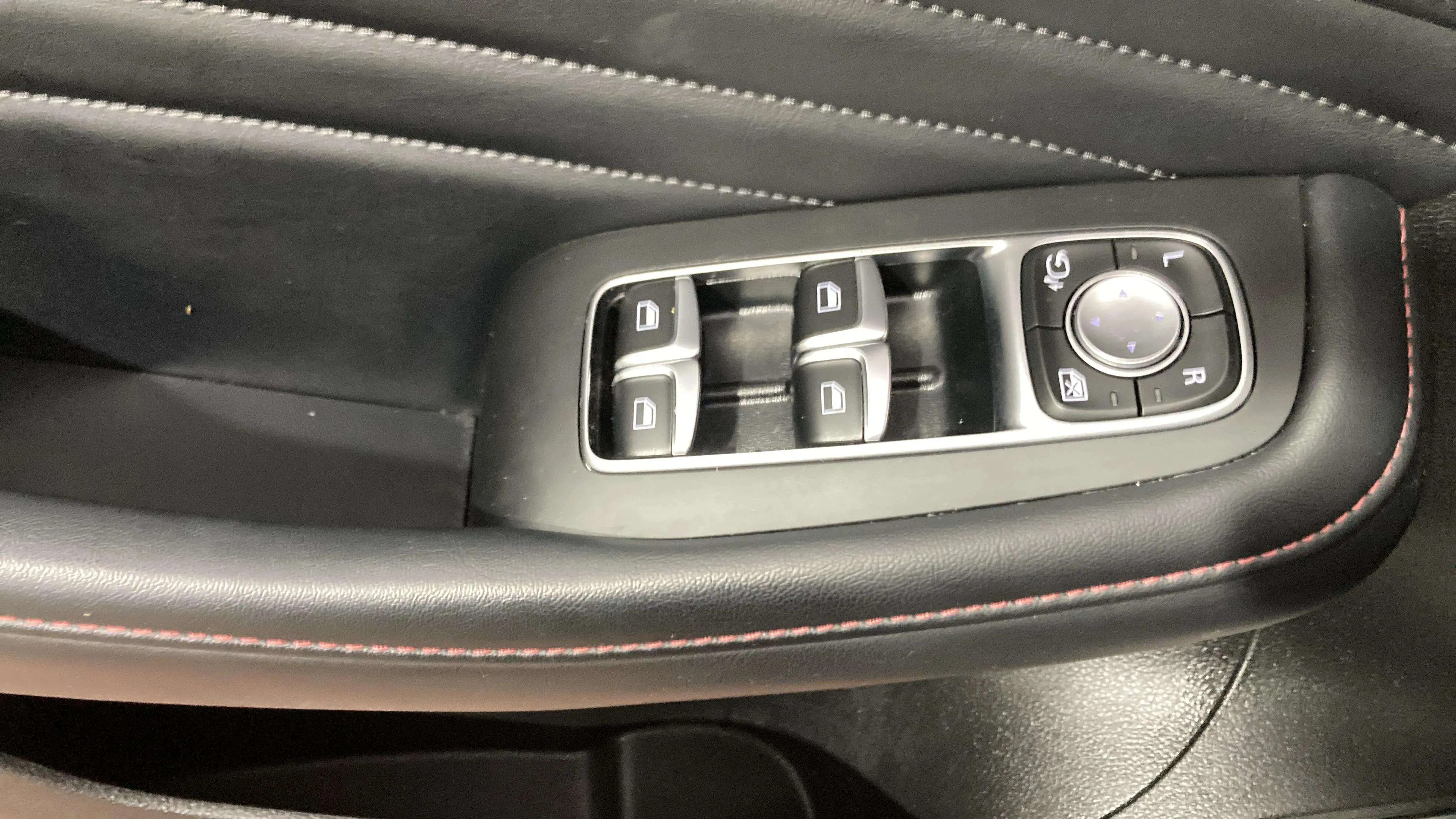 MG HS 1.5T-GDI PHEV Luxury - foto 16