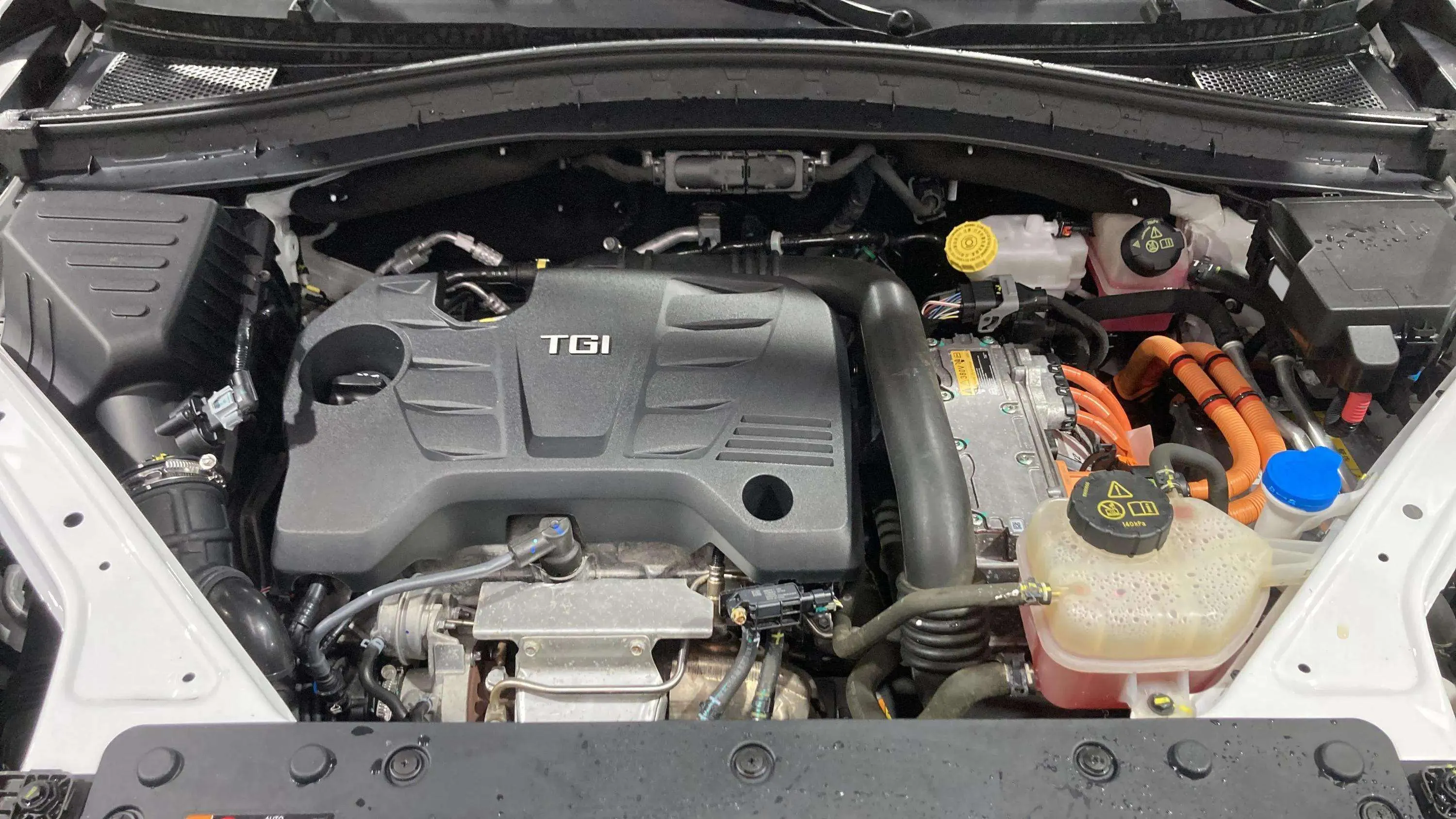 MG HS 1.5T-GDI PHEV Luxury - foto 32