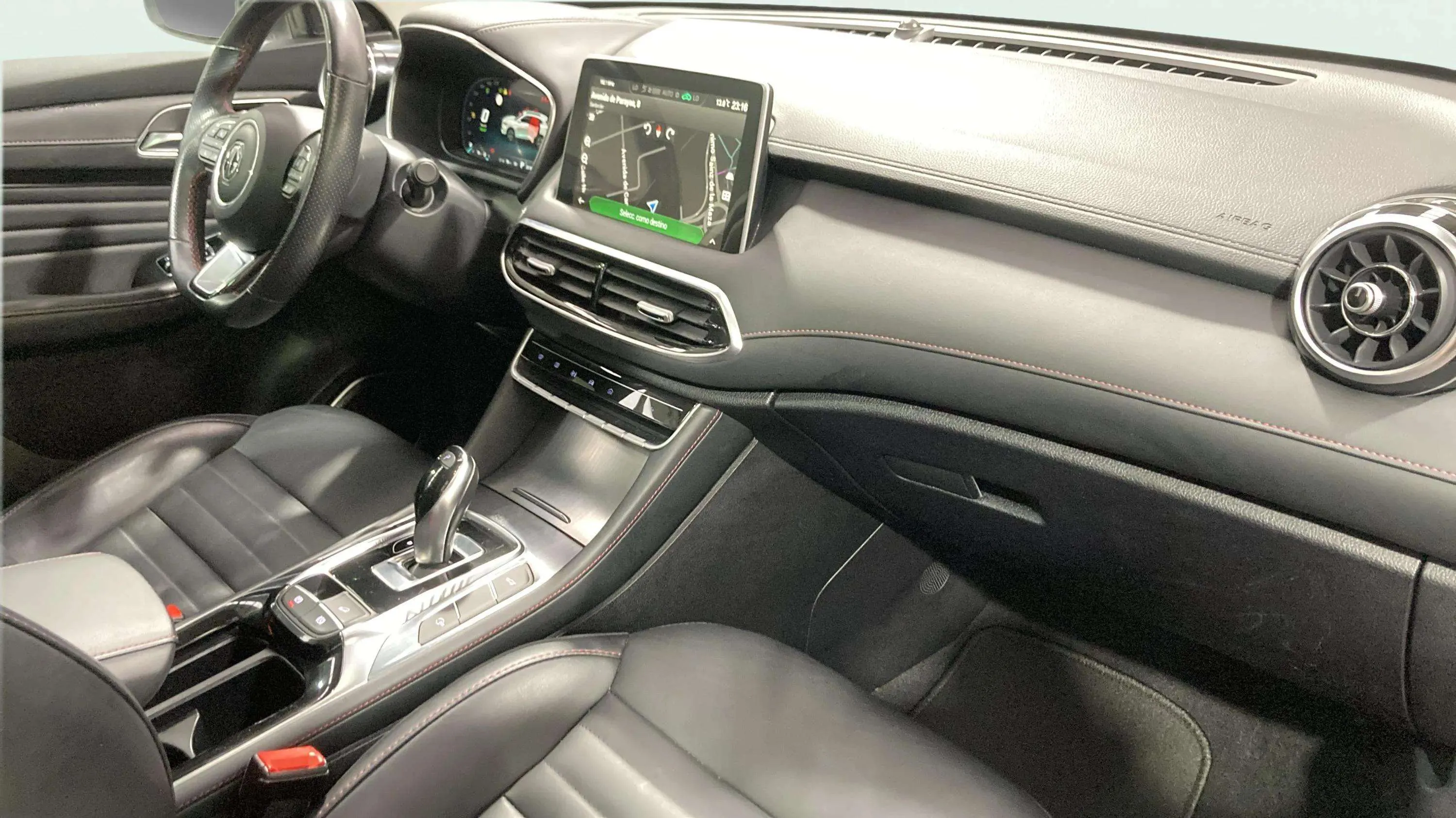 MG HS 1.5T-GDI PHEV Luxury - foto 23