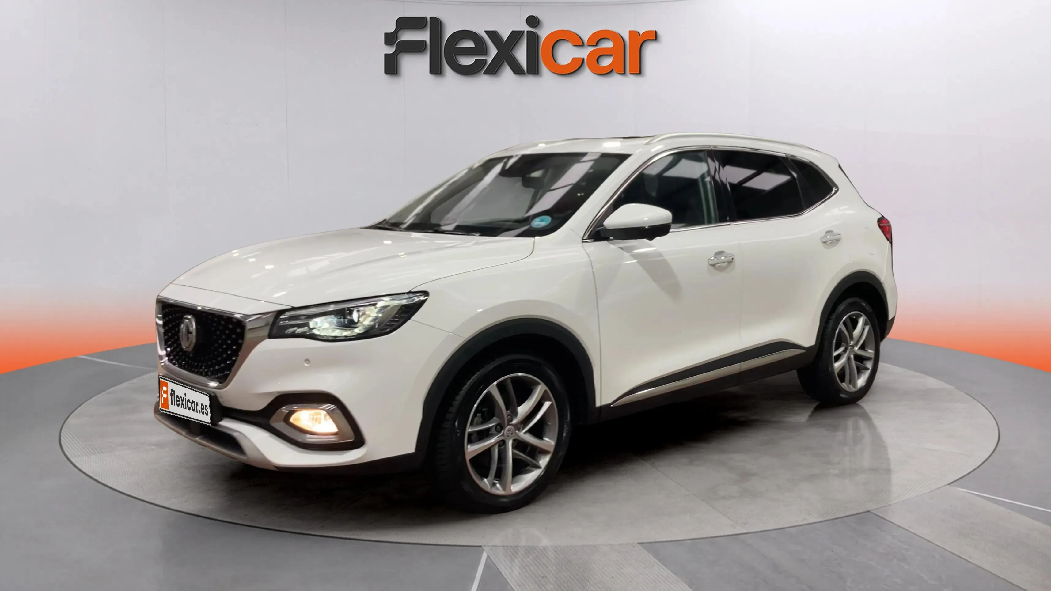 MG HS 1.5T-GDI PHEV Luxury - foto 3