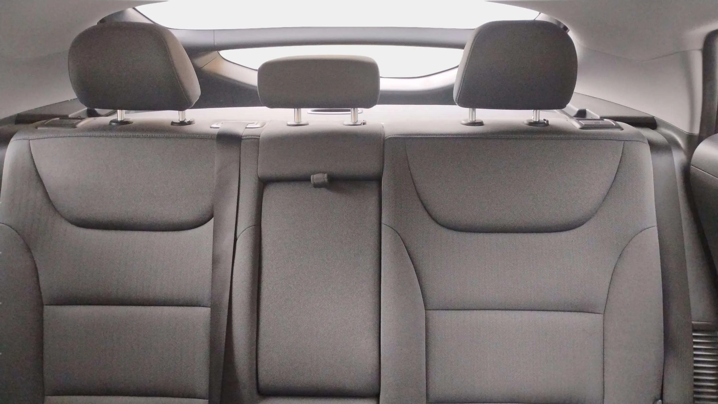 Hyundai Ioniq 1.6 GDI PHEV Klass DCT - foto 12