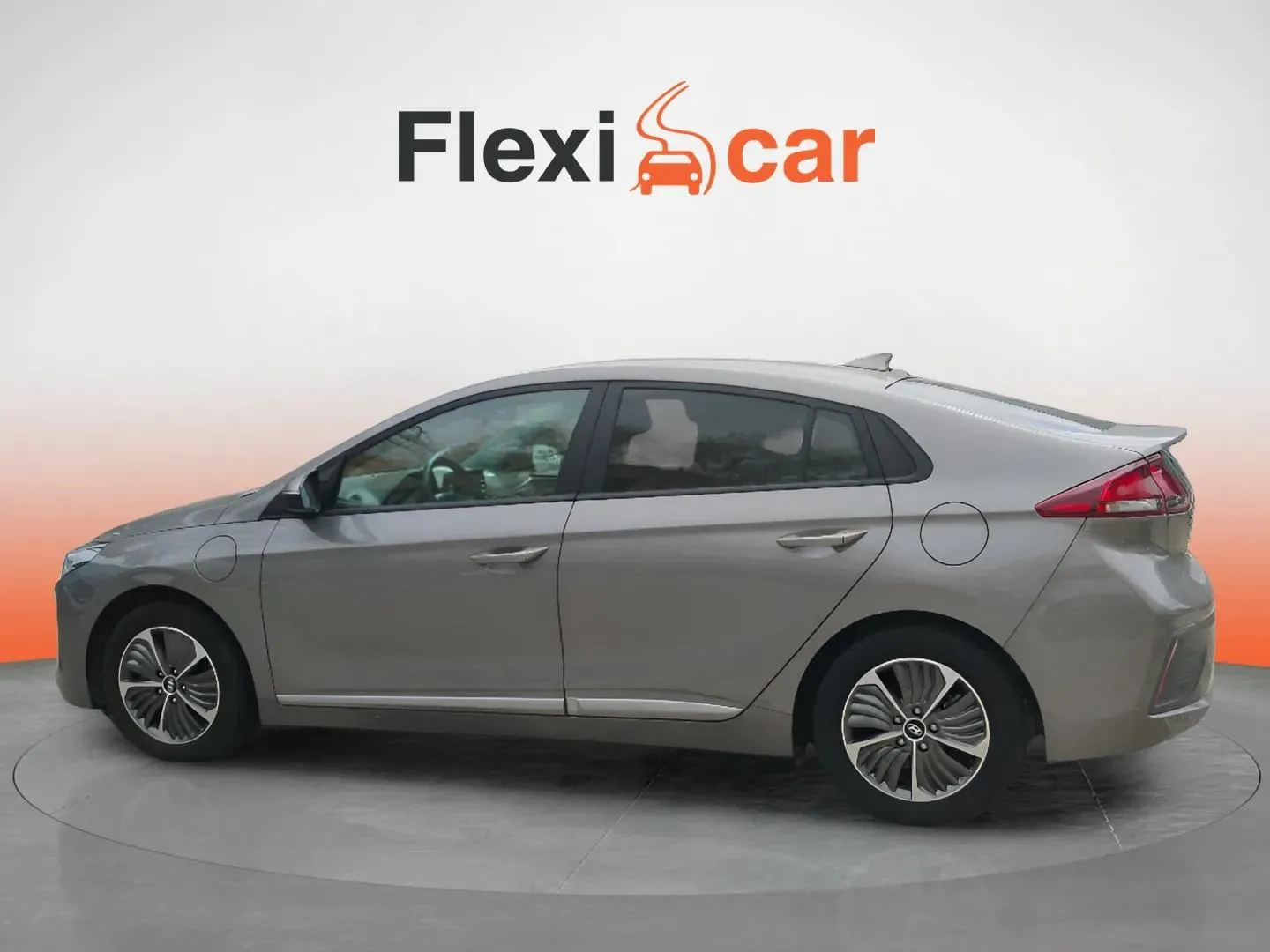 Hyundai Ioniq 1.6 GDI PHEV Klass DCT - foto 5