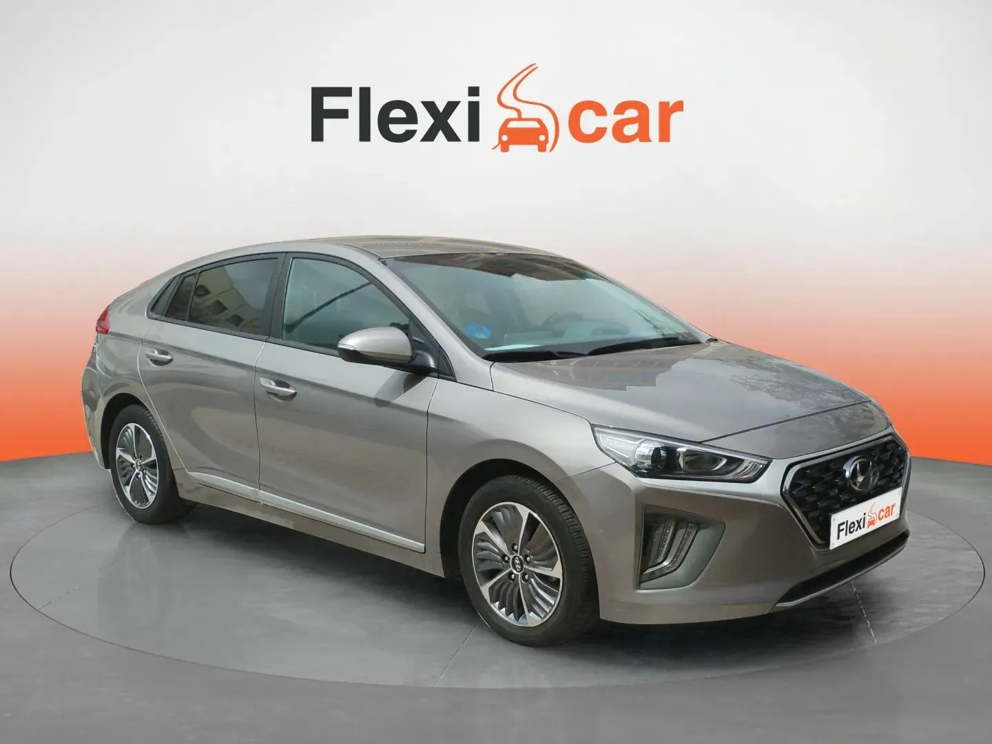 Hyundai Ioniq 1.6 GDI PHEV Klass DCT - foto 1