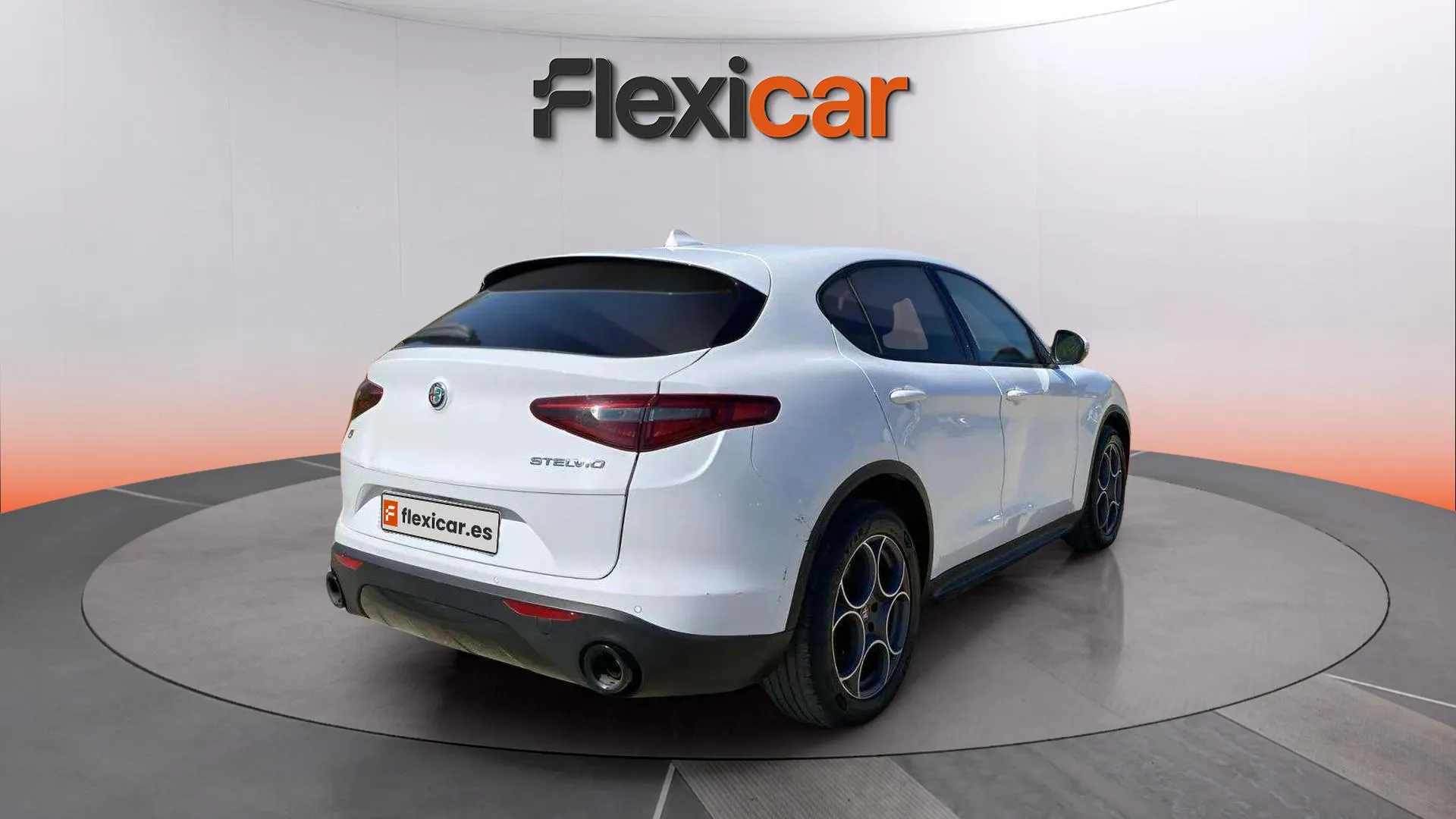 Alfa Romeo Stelvio 2.0 Gasolina Sprint Q4 - foto 6