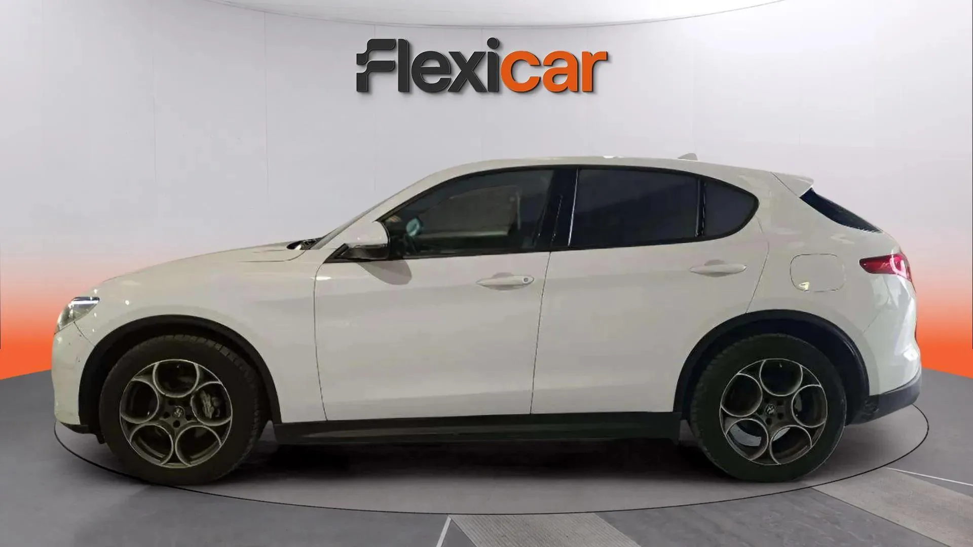 Alfa Romeo Stelvio 2.2 Diesel Sprint AWD - foto 2
