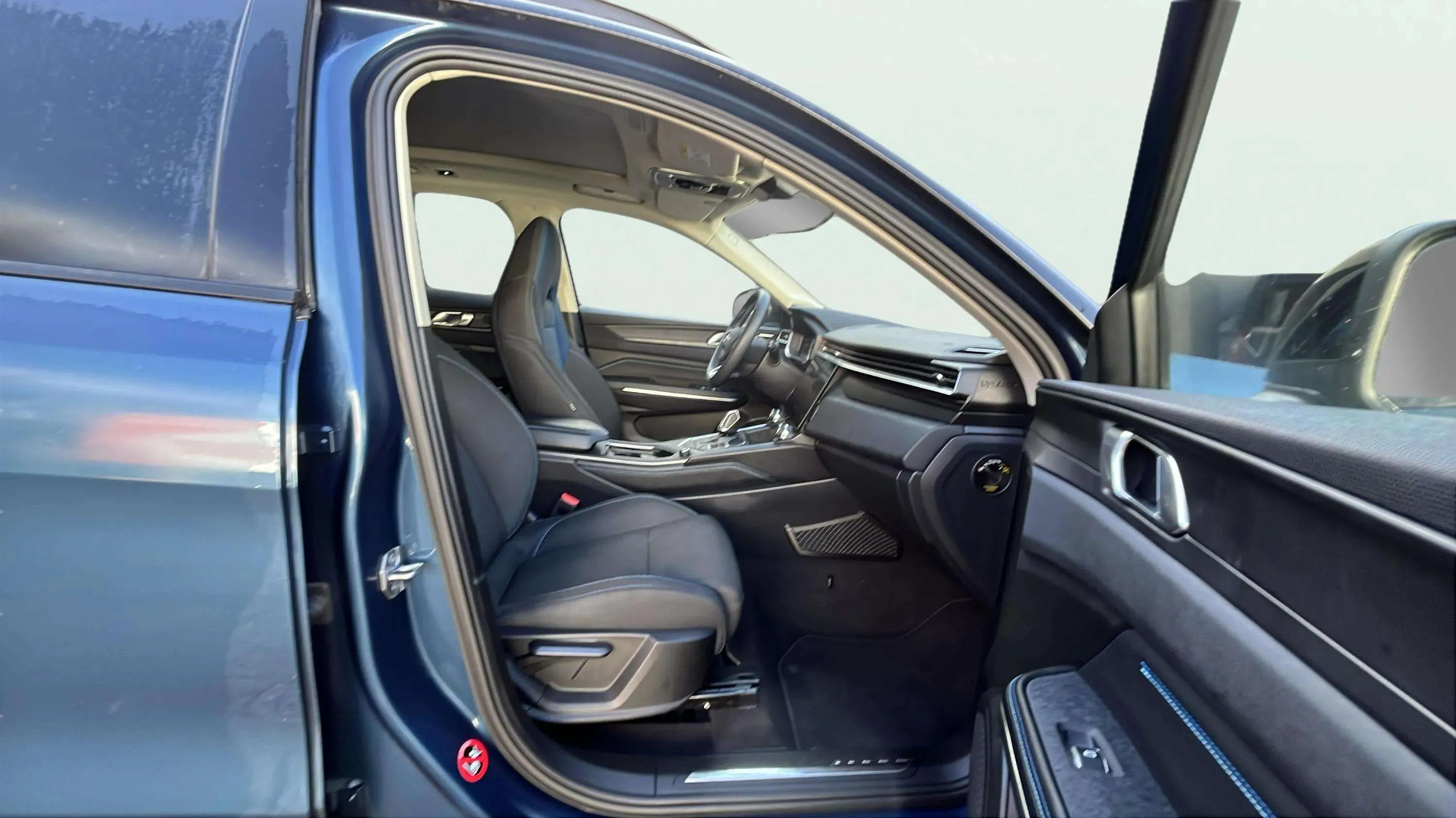 Lynk & Co 01 1.5 PHEV - foto 13