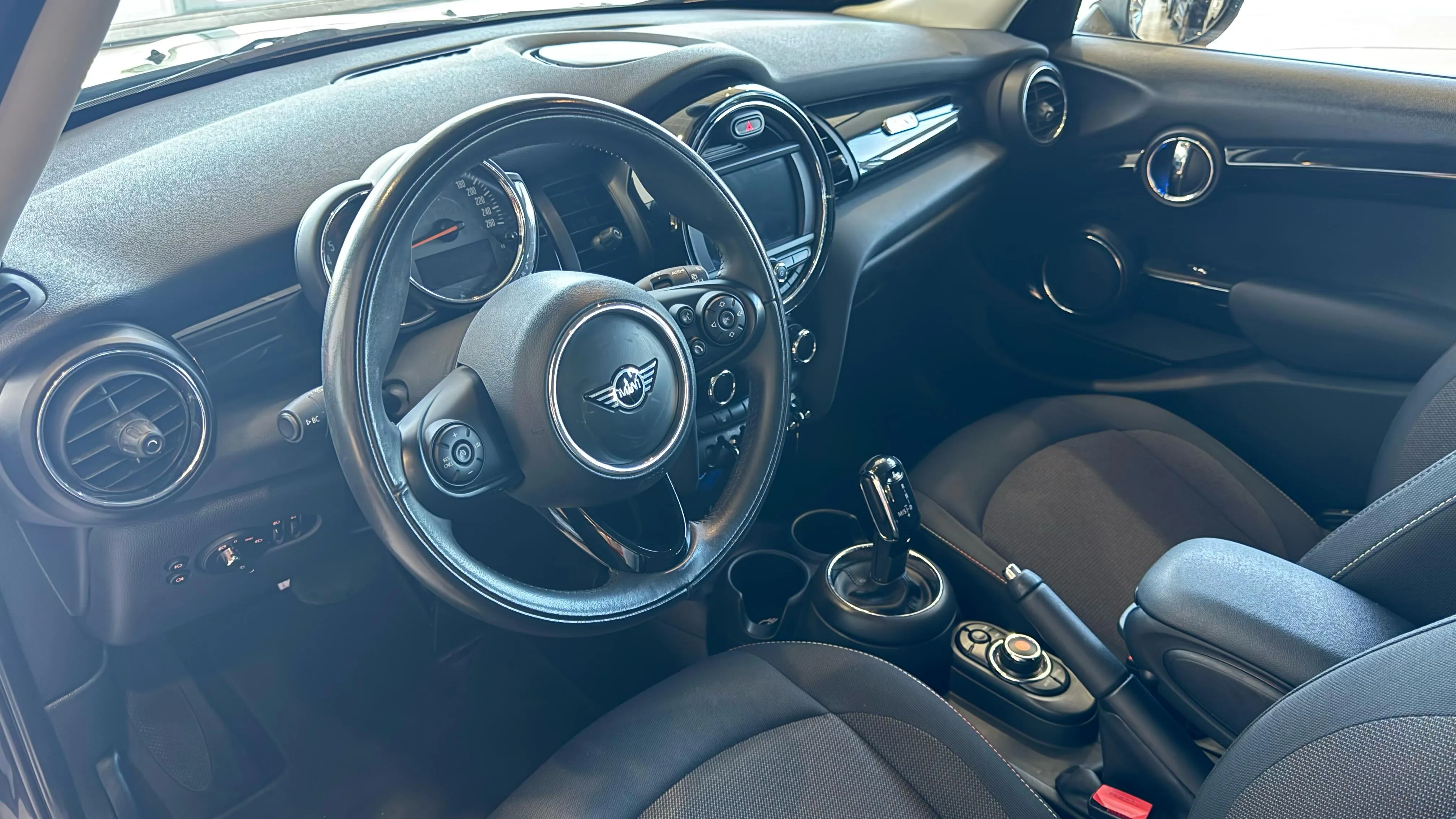 MINI Cooper D - foto 17