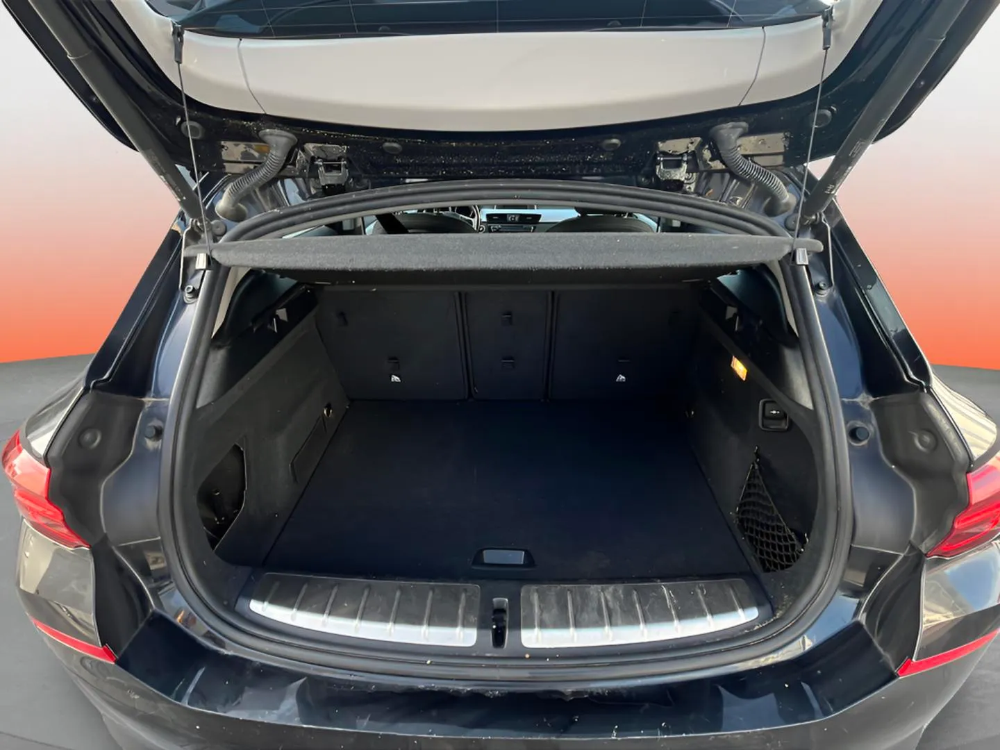 BMW X2 sDrive18d - foto 11