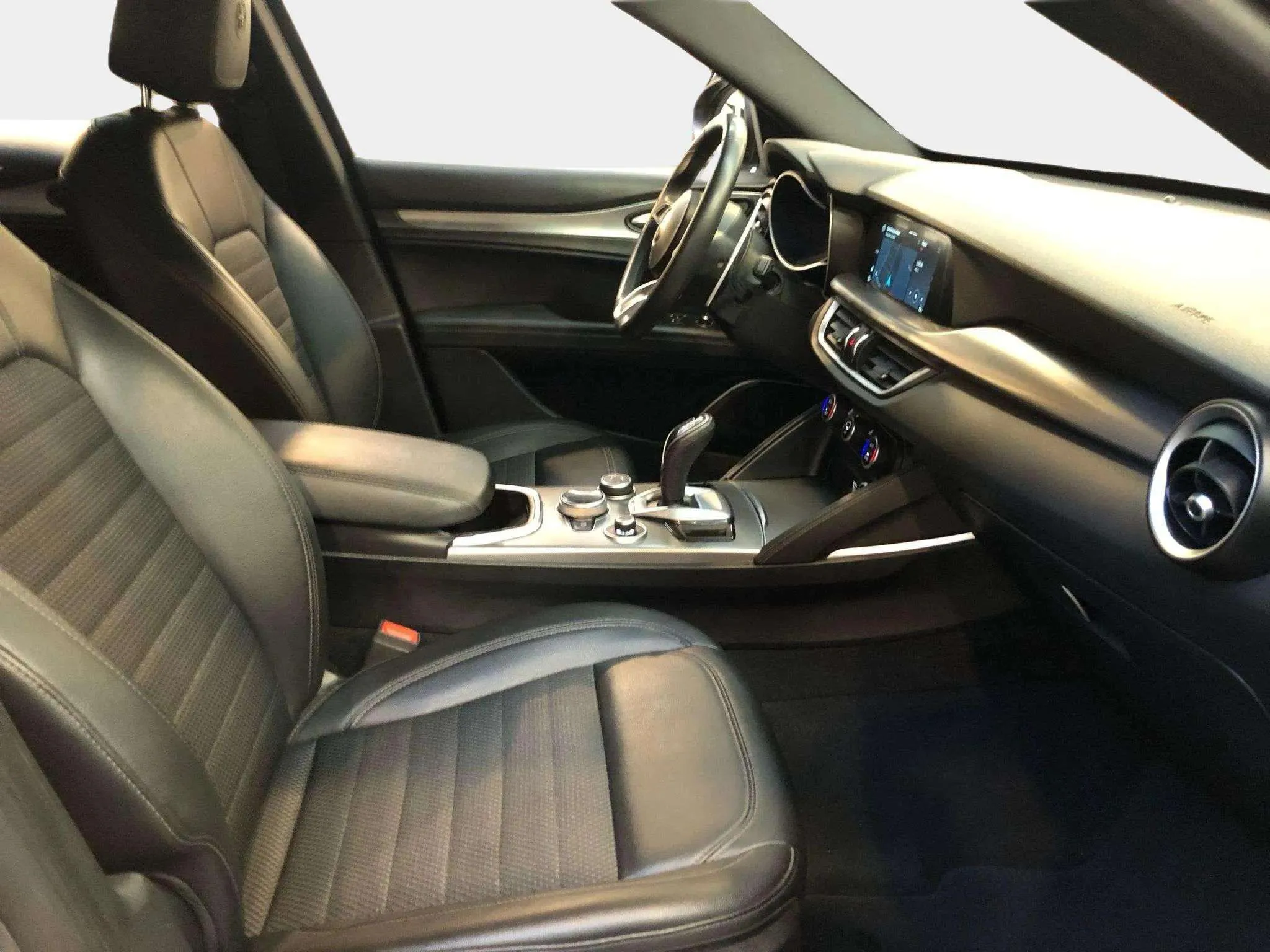 Alfa Romeo Stelvio 2.2 Diesel Sprint AWD - foto 8