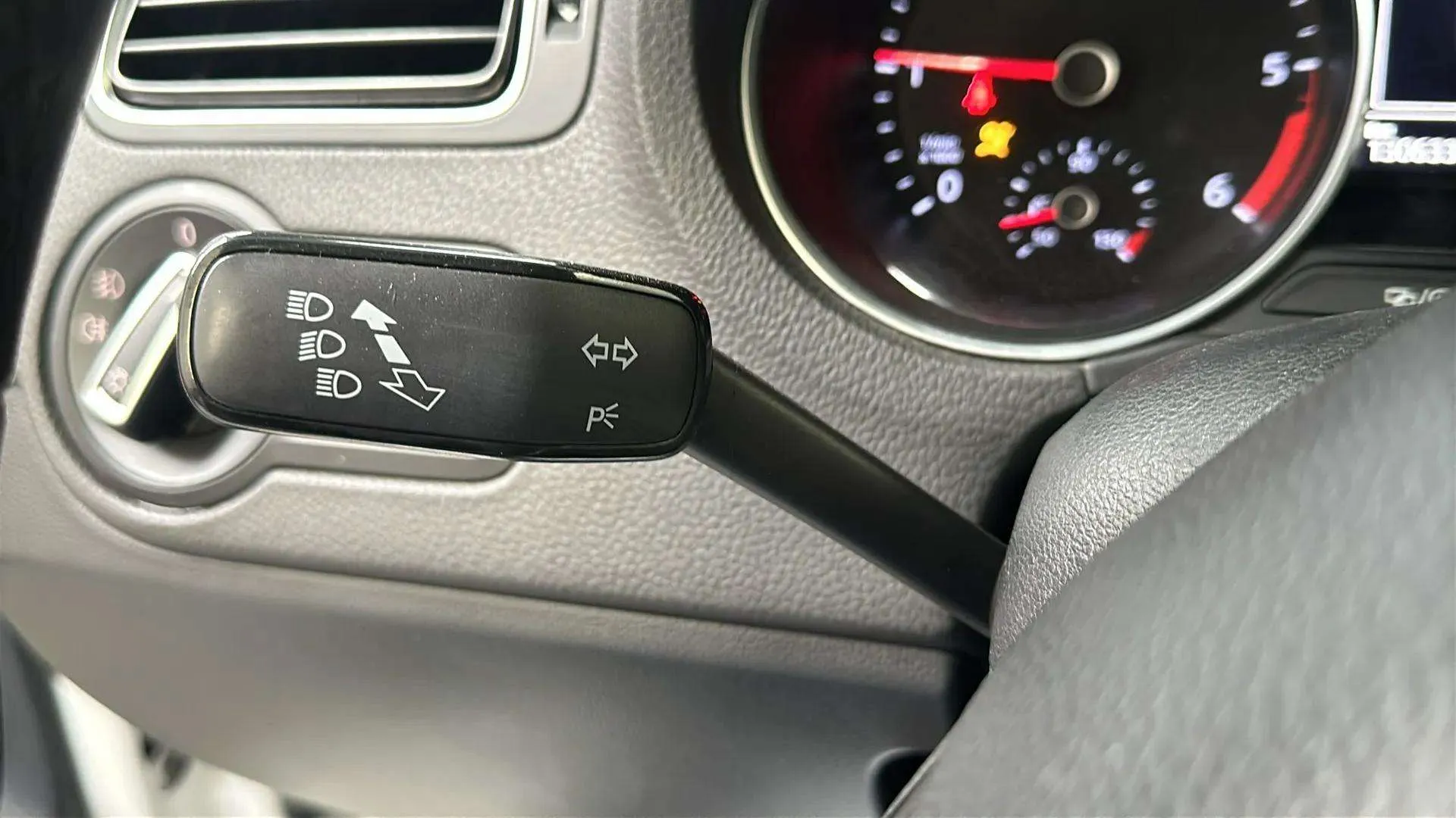 Volkswagen Polo Advance 1.4 TDI BMT DSG - foto 17