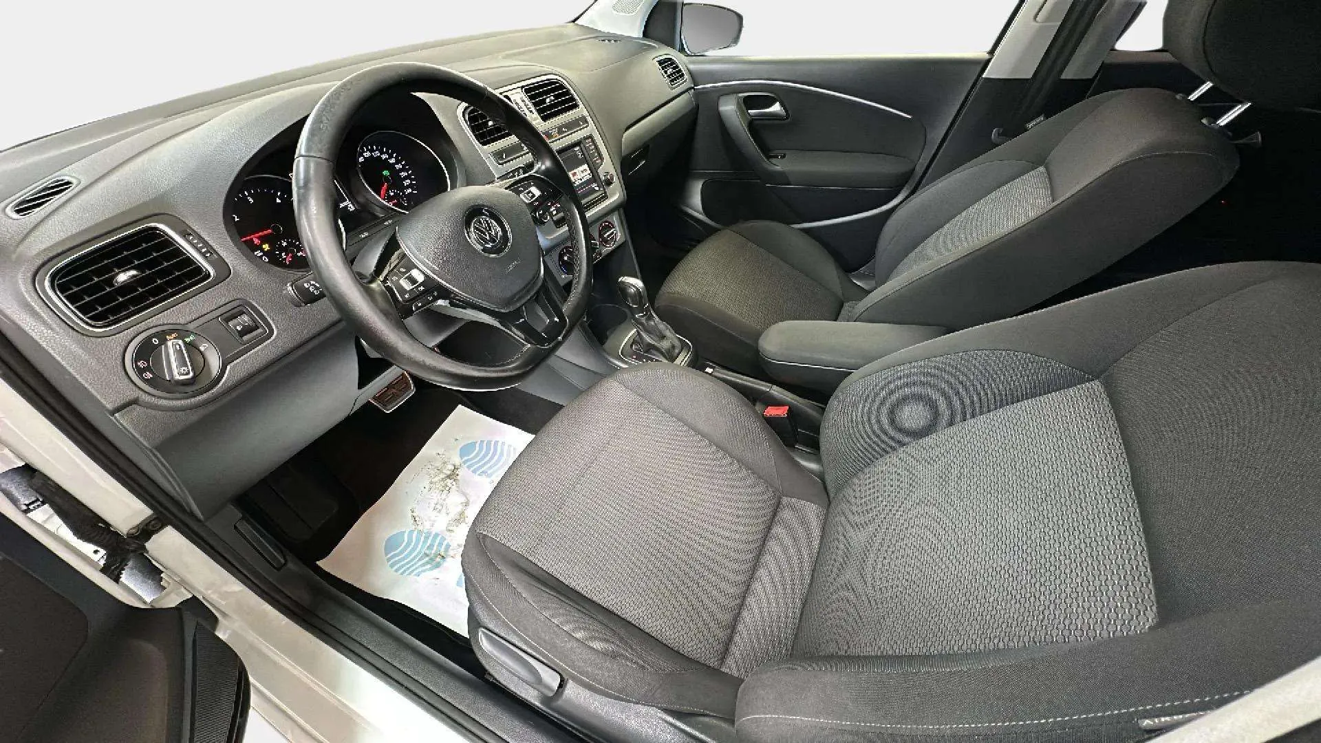 Volkswagen Polo Advance 1.4 TDI BMT DSG - foto 10