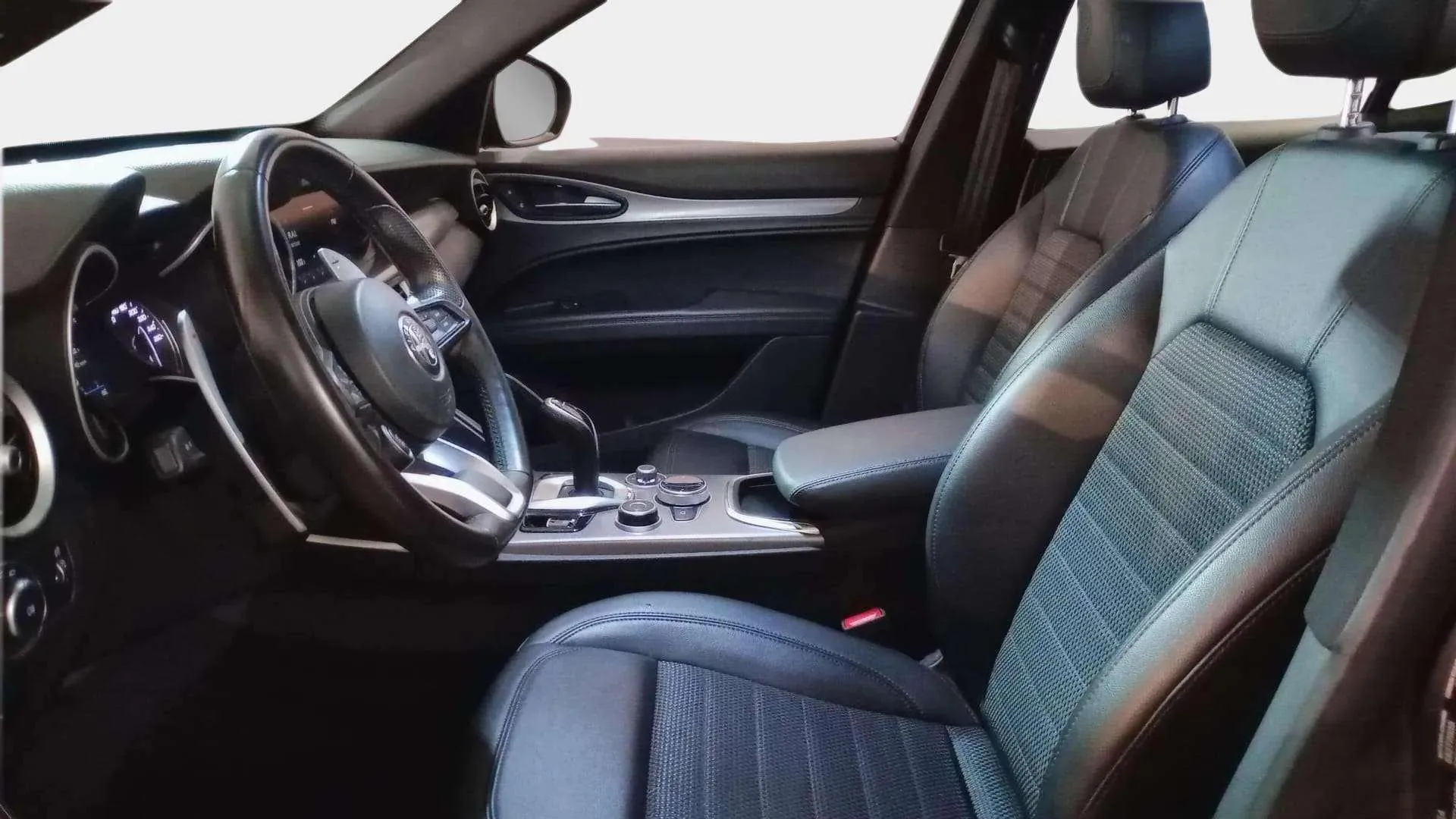 Alfa Romeo Stelvio 2.2 Diesel Sprint AWD - foto 11
