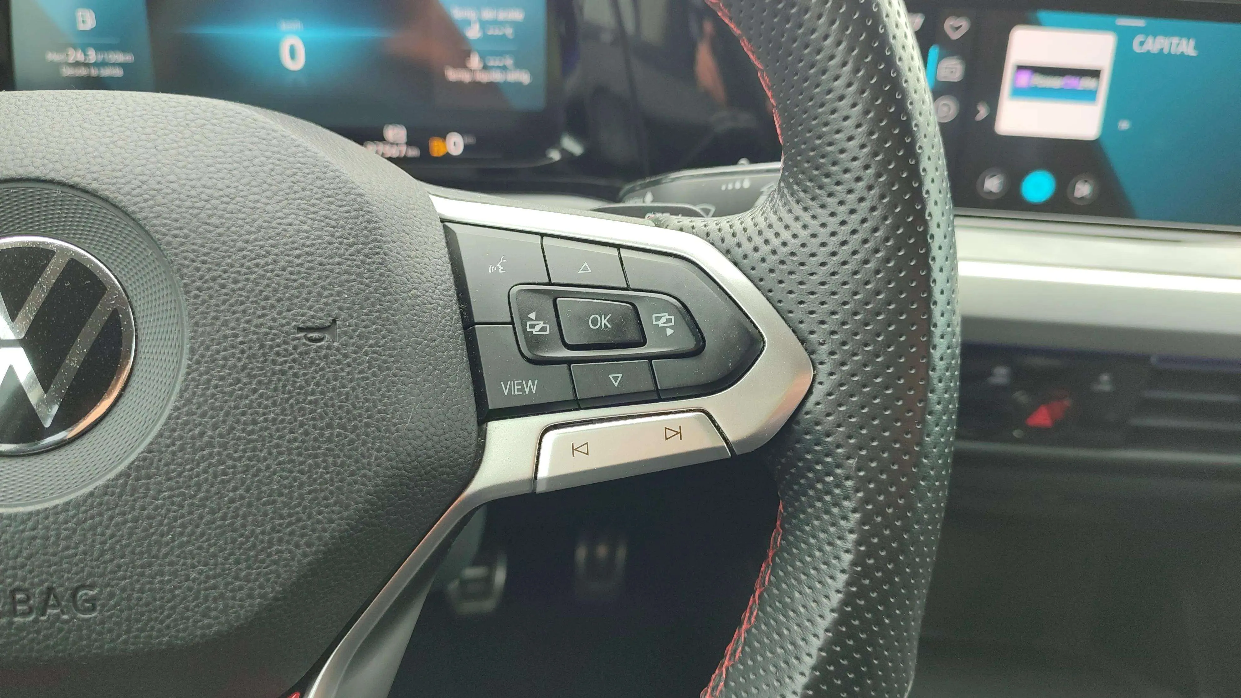 Volkswagen Golf 2.0 TDI - foto 15