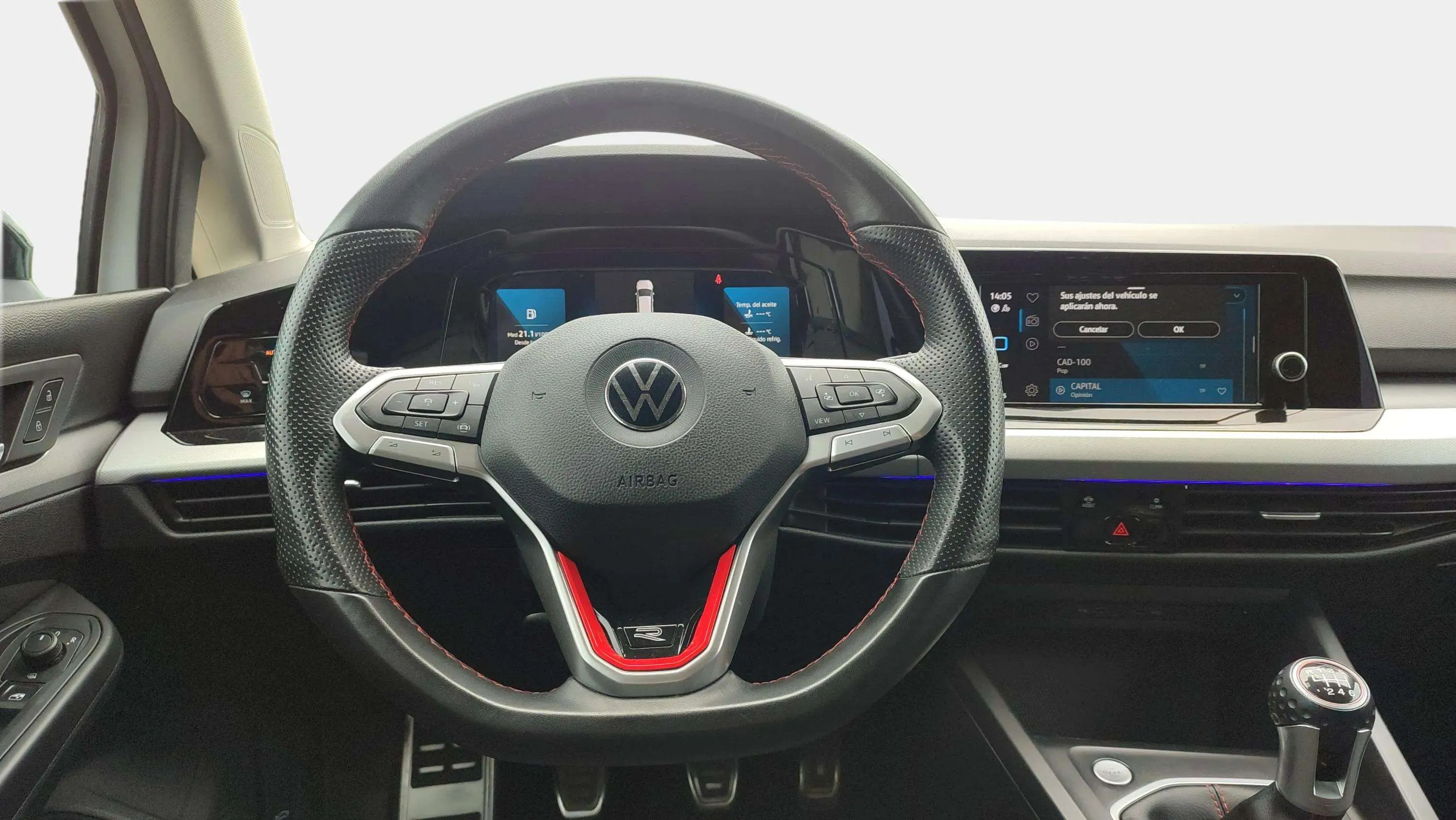 Volkswagen Golf 2.0 TDI - foto 8