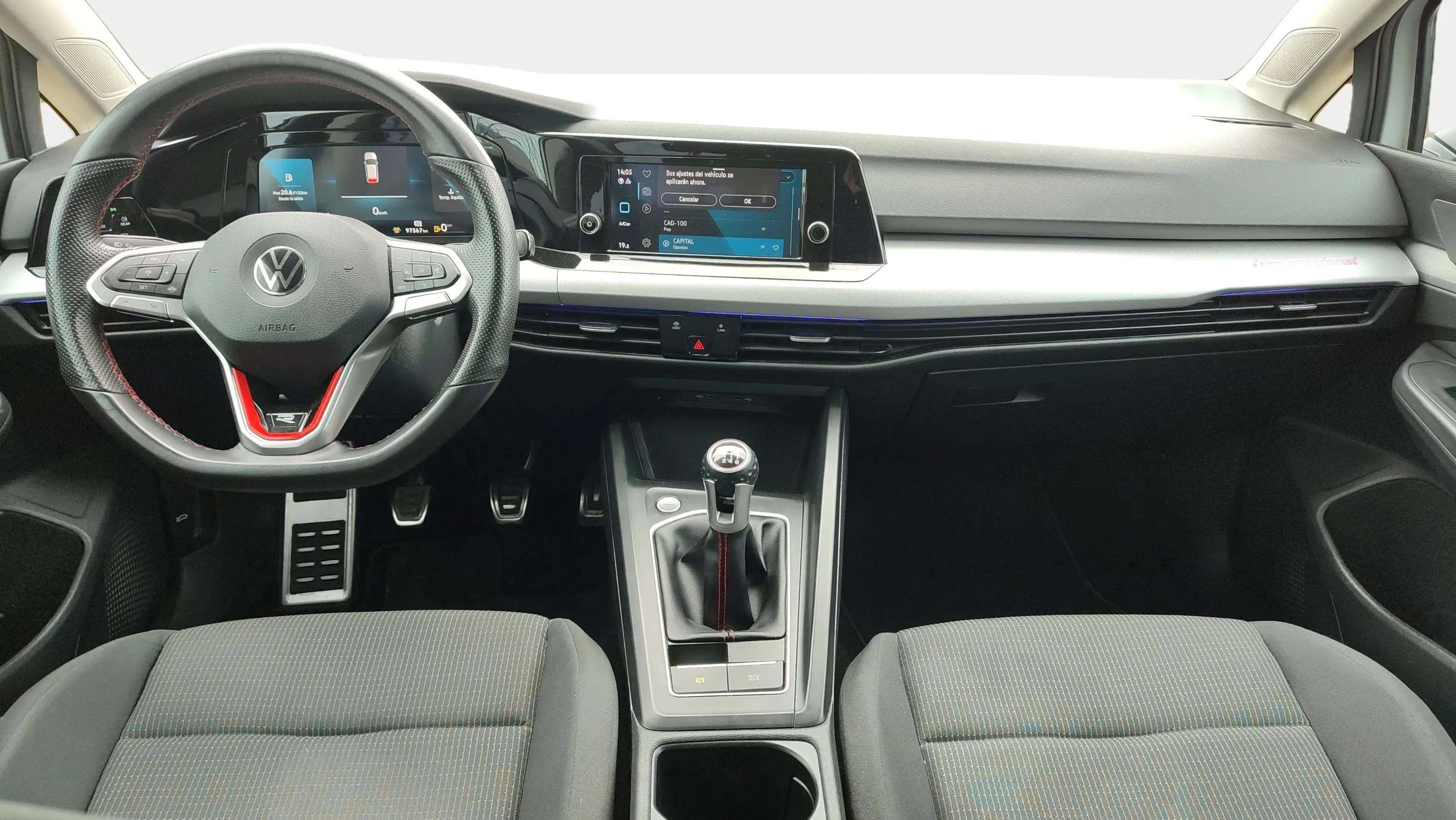 Volkswagen Golf 2.0 TDI - foto 6