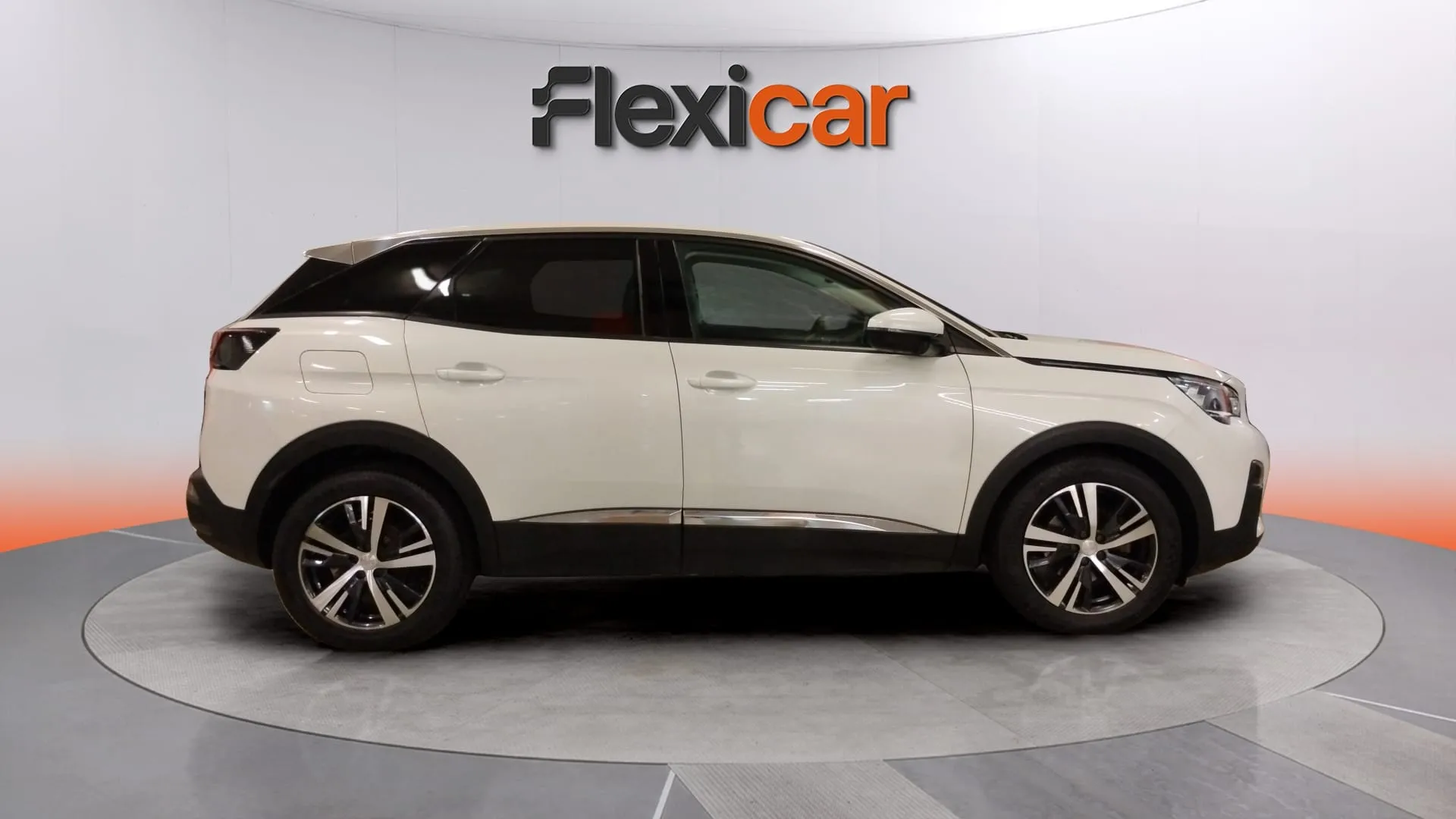 Peugeot 3008 1.2 PureTech Allure EAT6 - foto 2