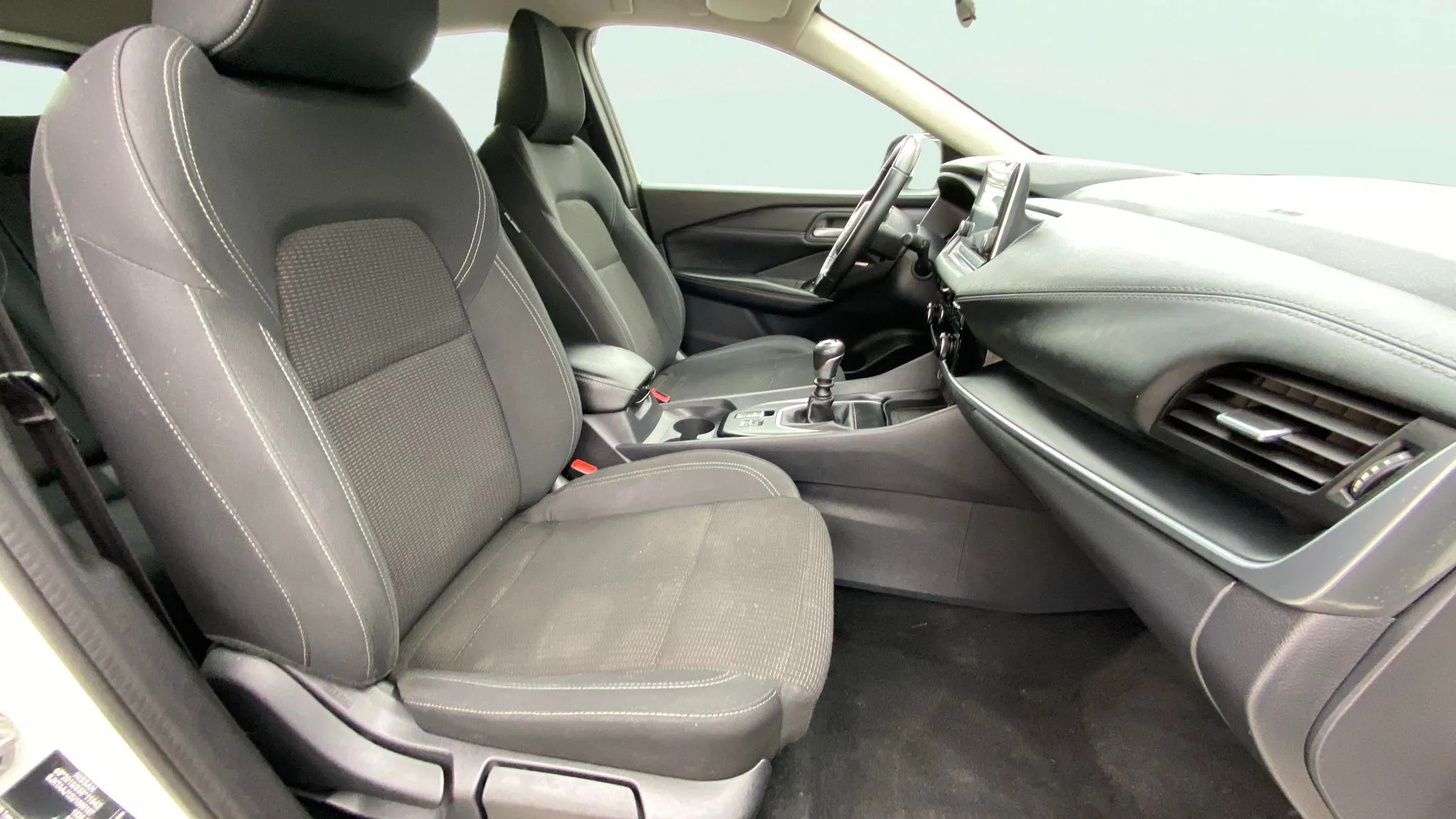 Nissan Qashqai DIG-T mHEV 4x2 Acenta - foto 17
