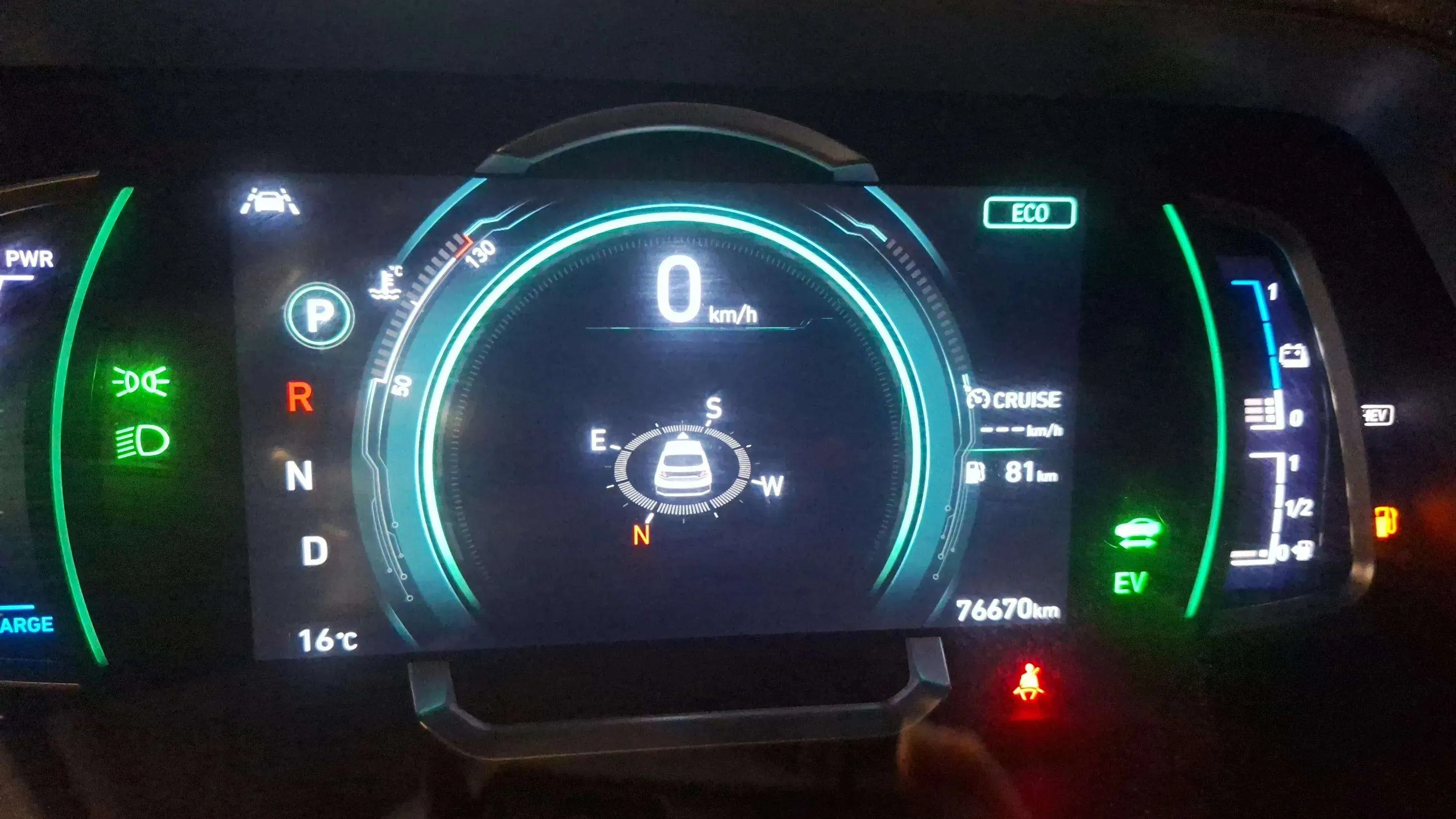 Hyundai Ioniq 1.6 GDI PHEV Style DCT - foto 18