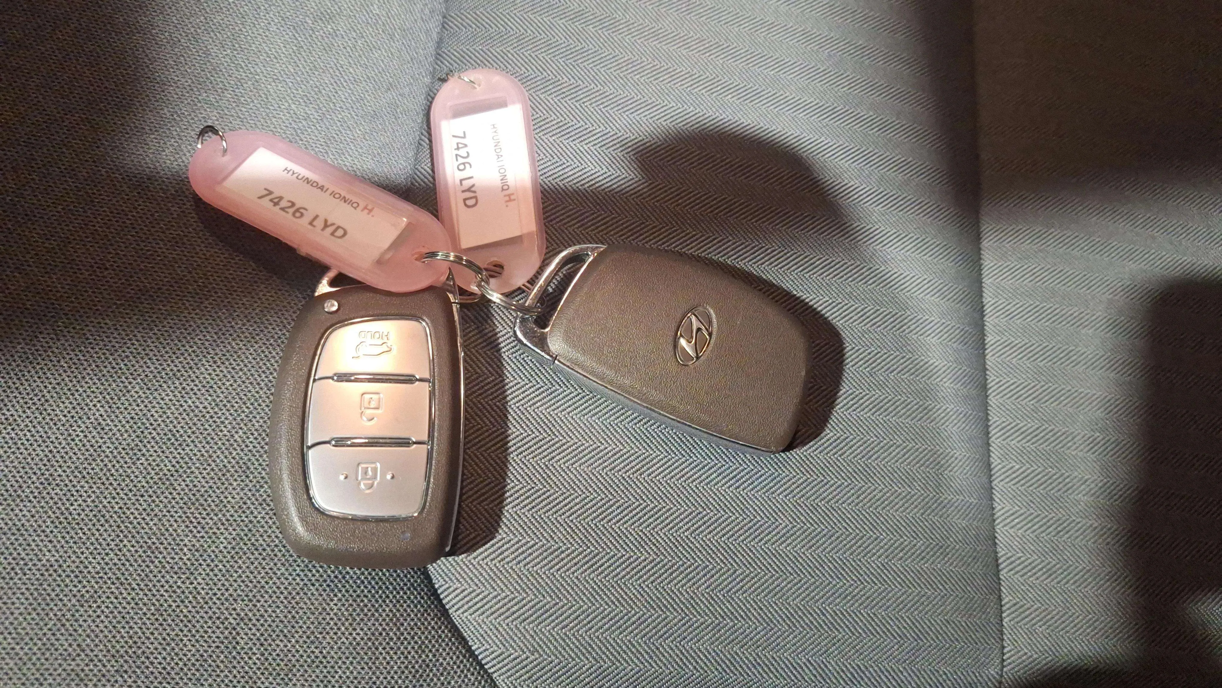 Hyundai Ioniq 1.6 GDI PHEV Style DCT - foto 25