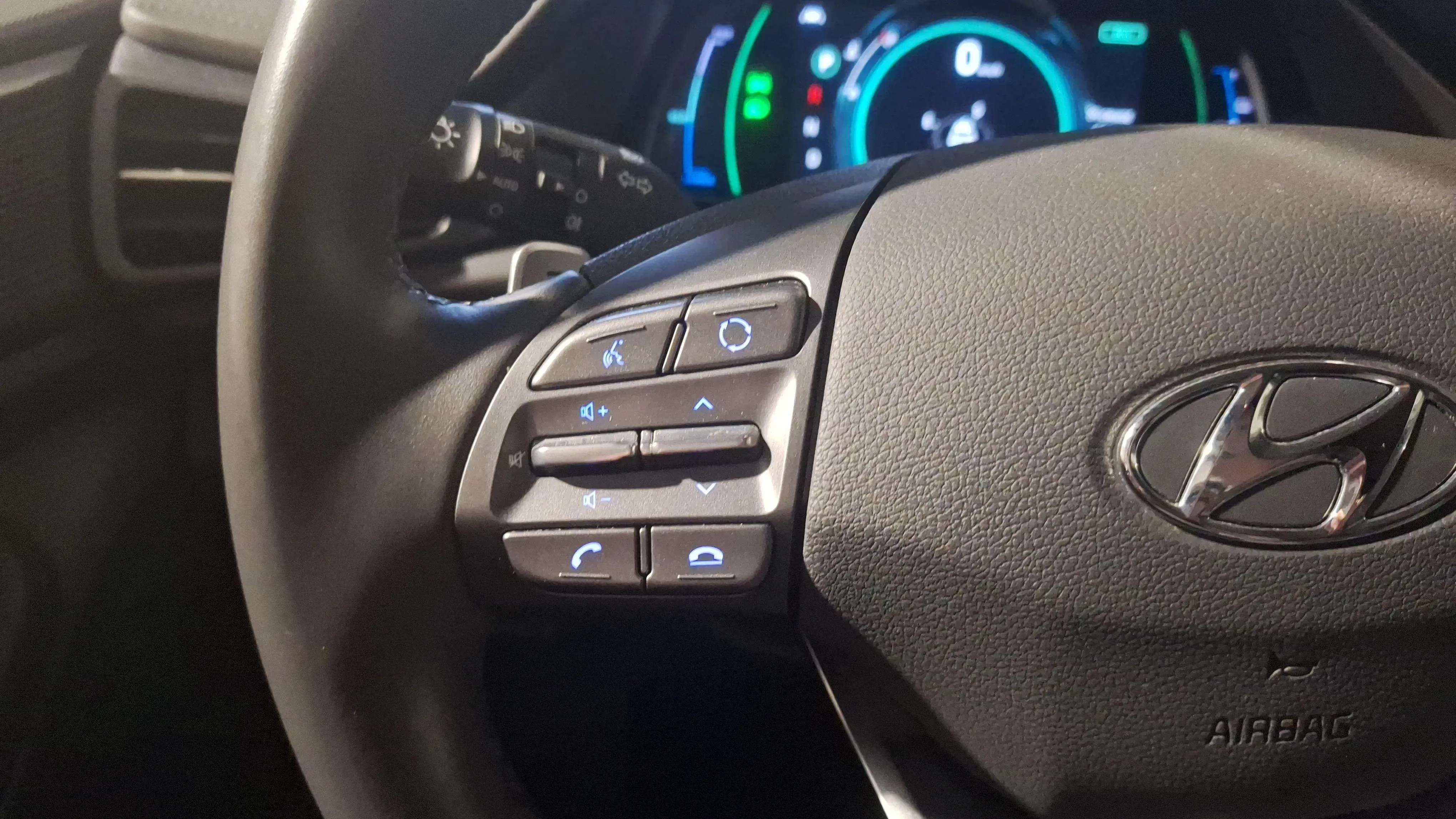 Hyundai Ioniq 1.6 GDI PHEV Style DCT - foto 20