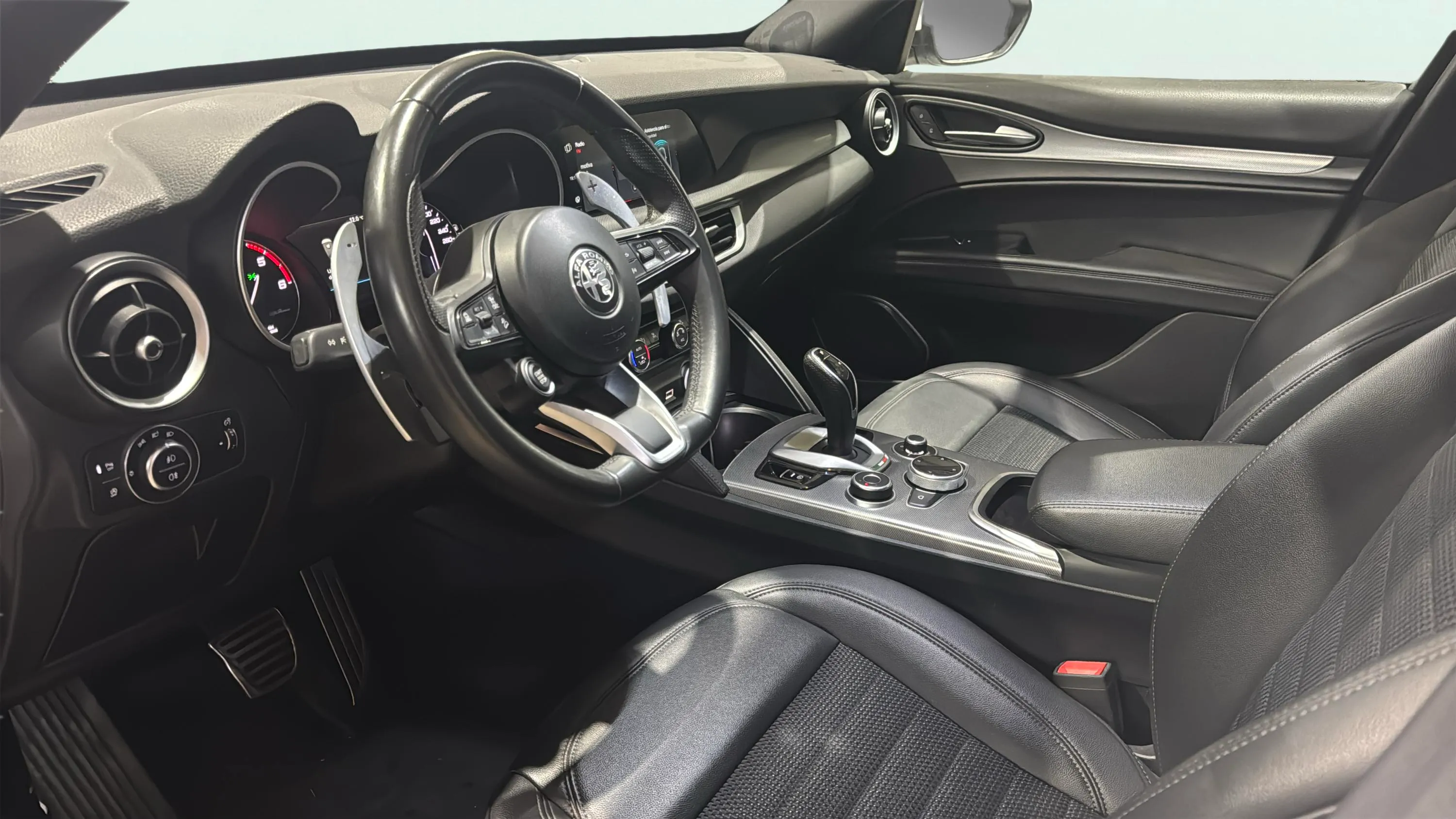 Alfa Romeo Stelvio 2.2 Diesel Sprint RWD - foto 9