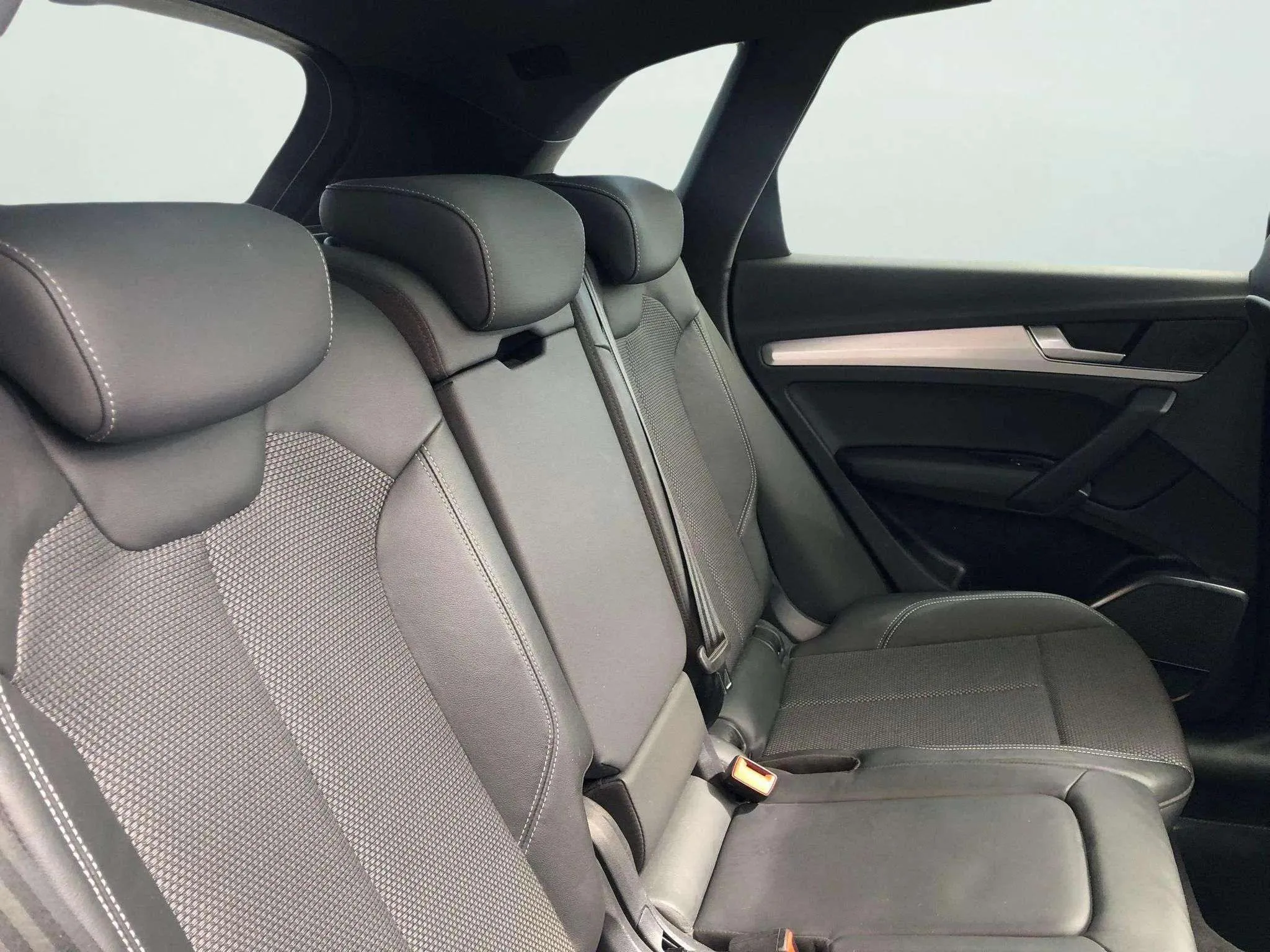 Audi Q5 35 TDI S tronic - foto 17