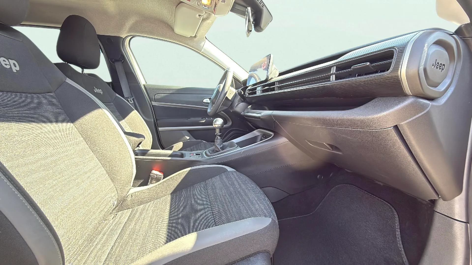 Jeep Avenger 1.2 G 1st Edition - foto 15