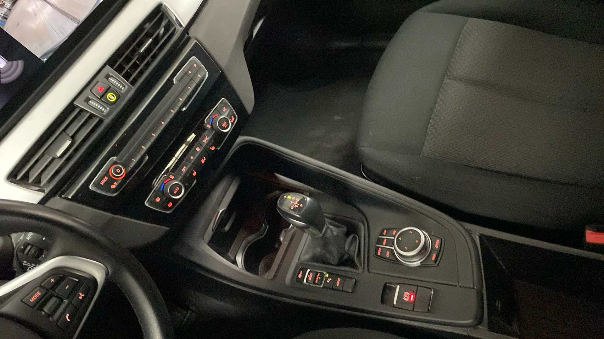 BMW X1 xDrive25e - foto 18