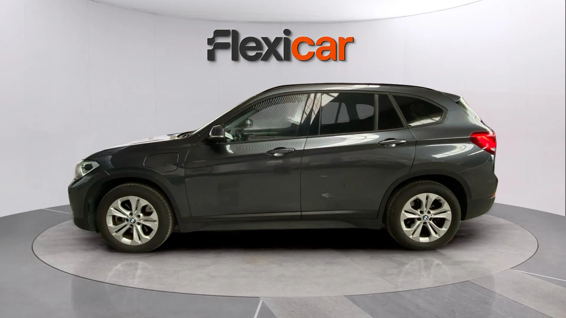 BMW X1 xDrive25e - foto 4
