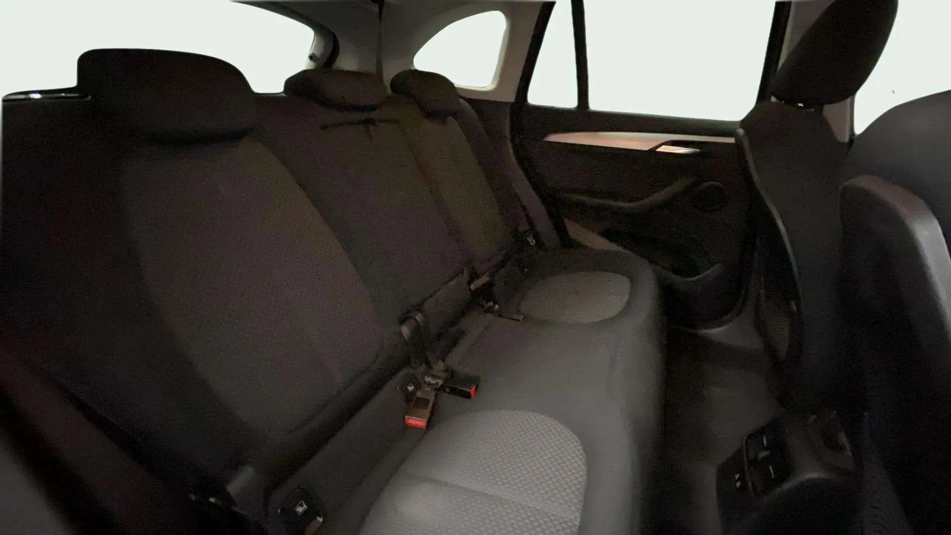 BMW X1 xDrive25e - foto 12
