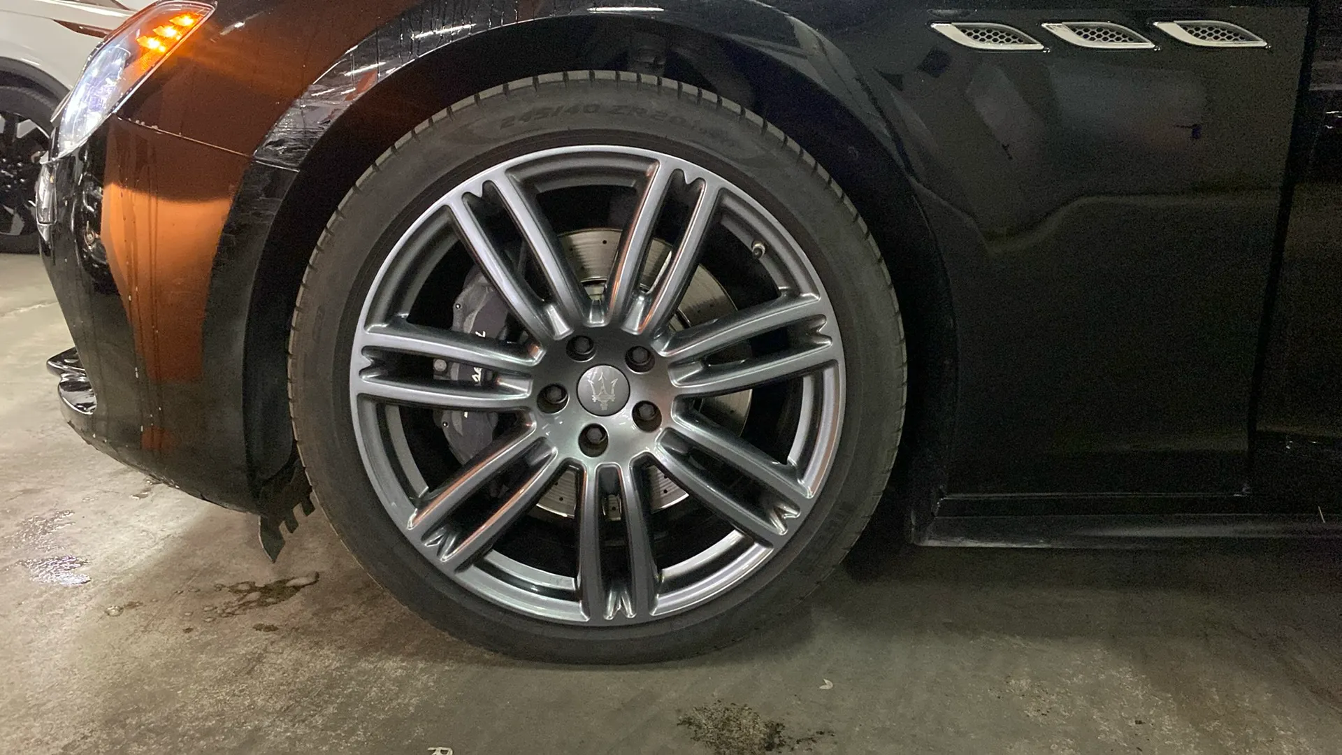 Maserati Ghibli V6 D RWD - foto 29
