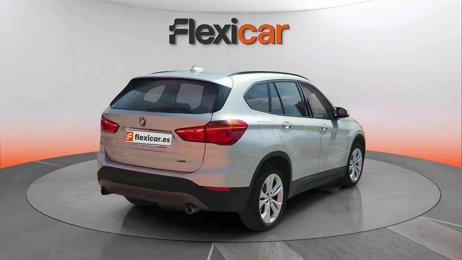 BMW X1 sDrive20i DCT - foto 6