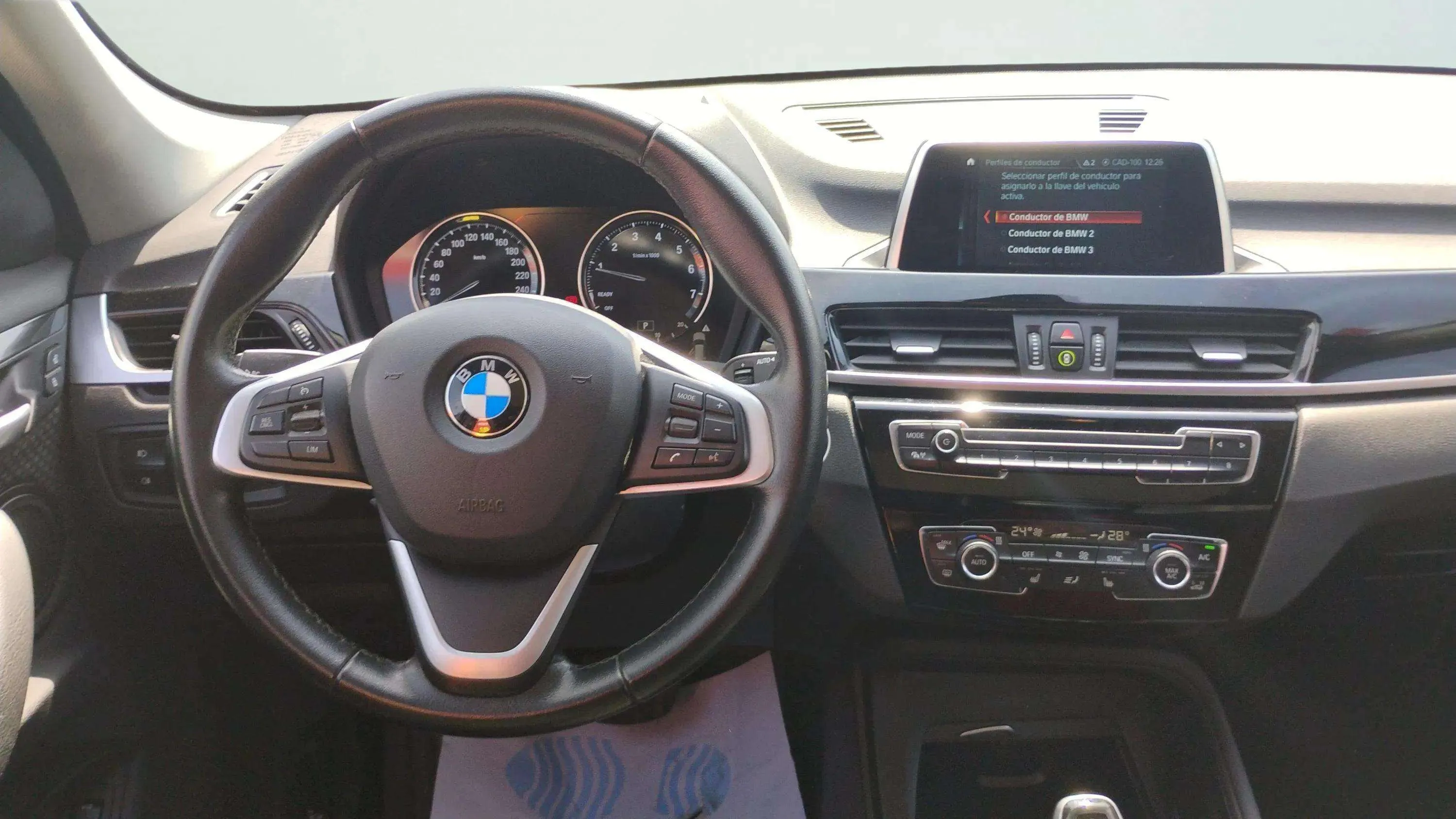 BMW X1 sDrive20i DCT - foto 14