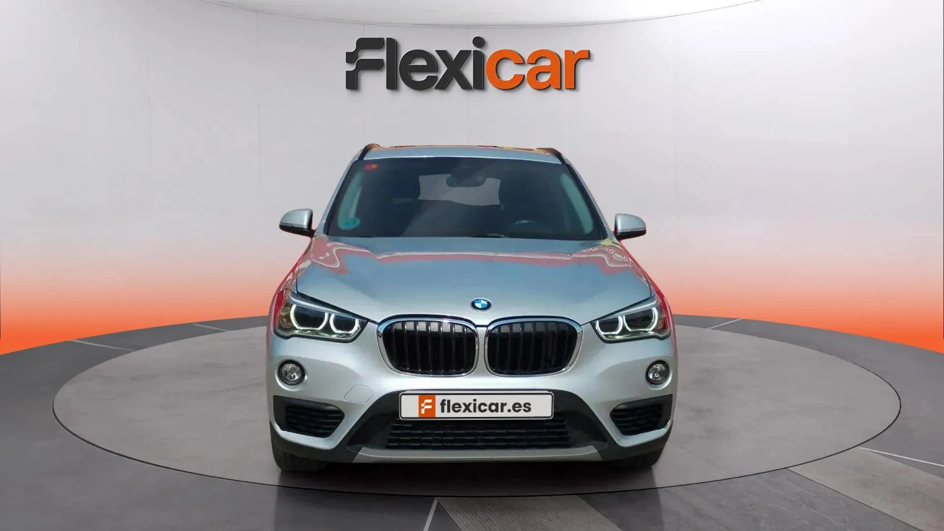 BMW X1 sDrive20i DCT - foto 2