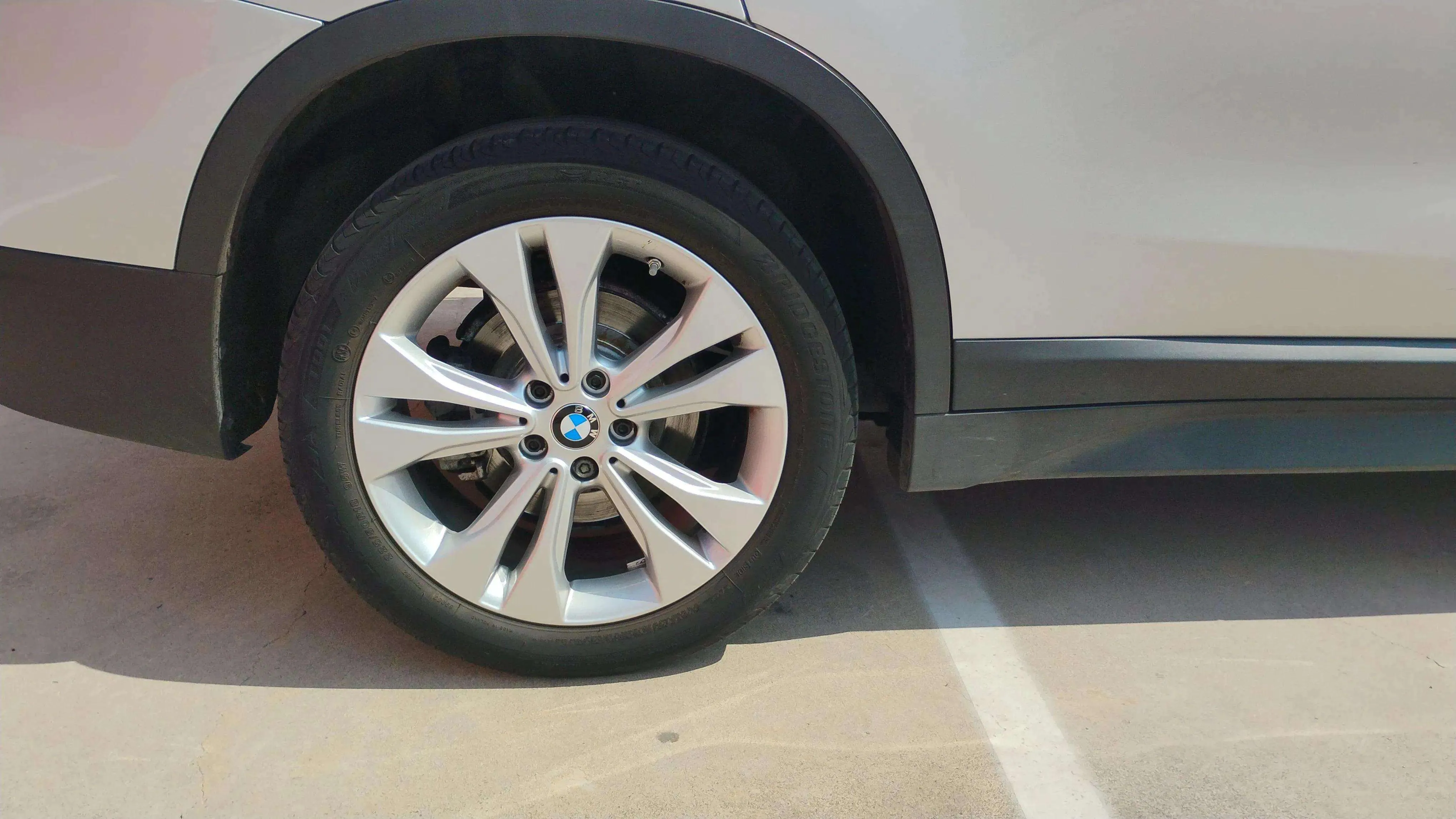 BMW X1 sDrive20i DCT - foto 16