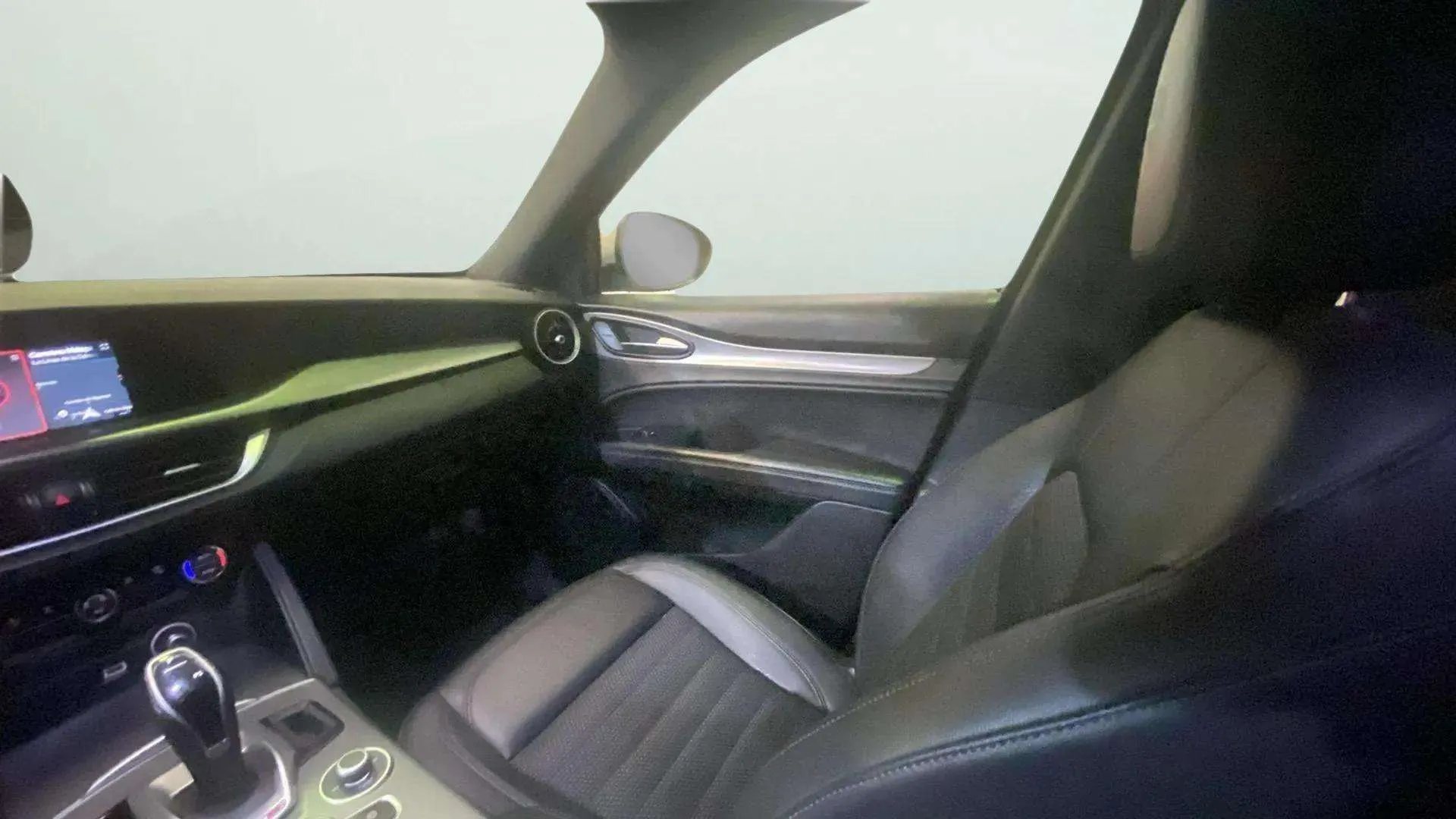 Alfa Romeo Stelvio 2.2 Diesel Sprint AWD - foto 12