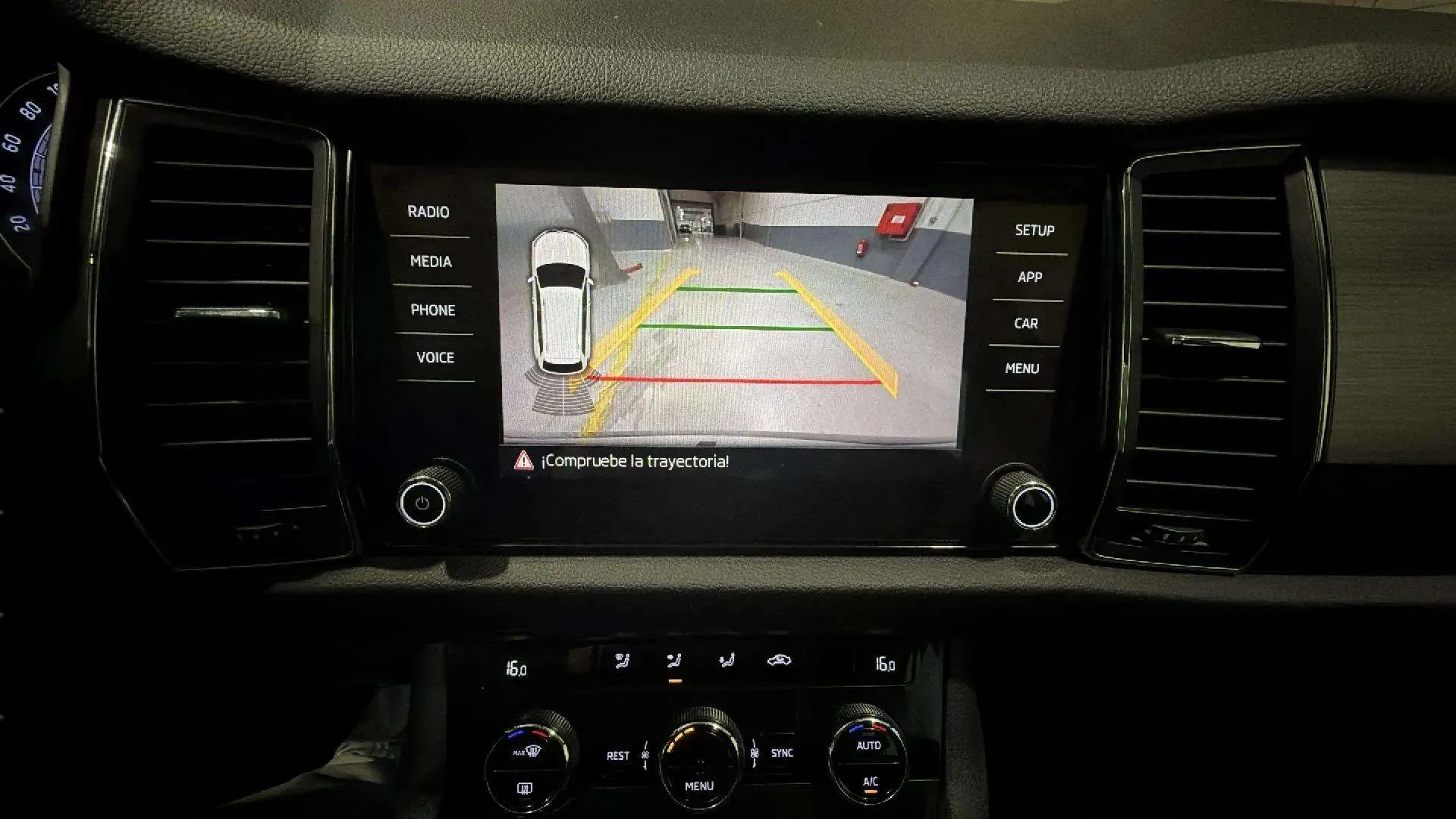 Škoda Kodiaq 1.4 TSI DSG 4x2 Ambition - foto 14
