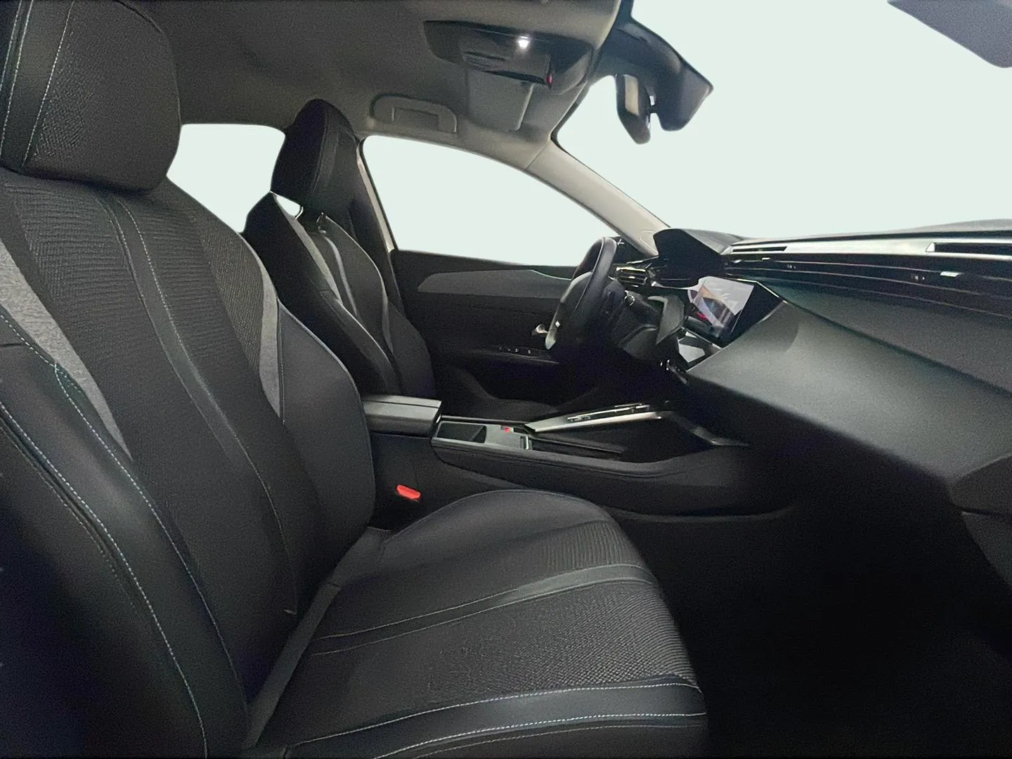 Peugeot 308 Allure Pack BlueHDi 130 EAT8 - foto 11