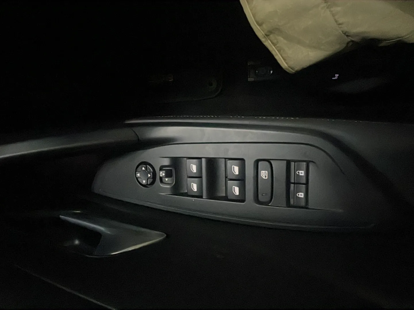 Peugeot 308 Allure Pack BlueHDi 130 EAT8 - foto 15