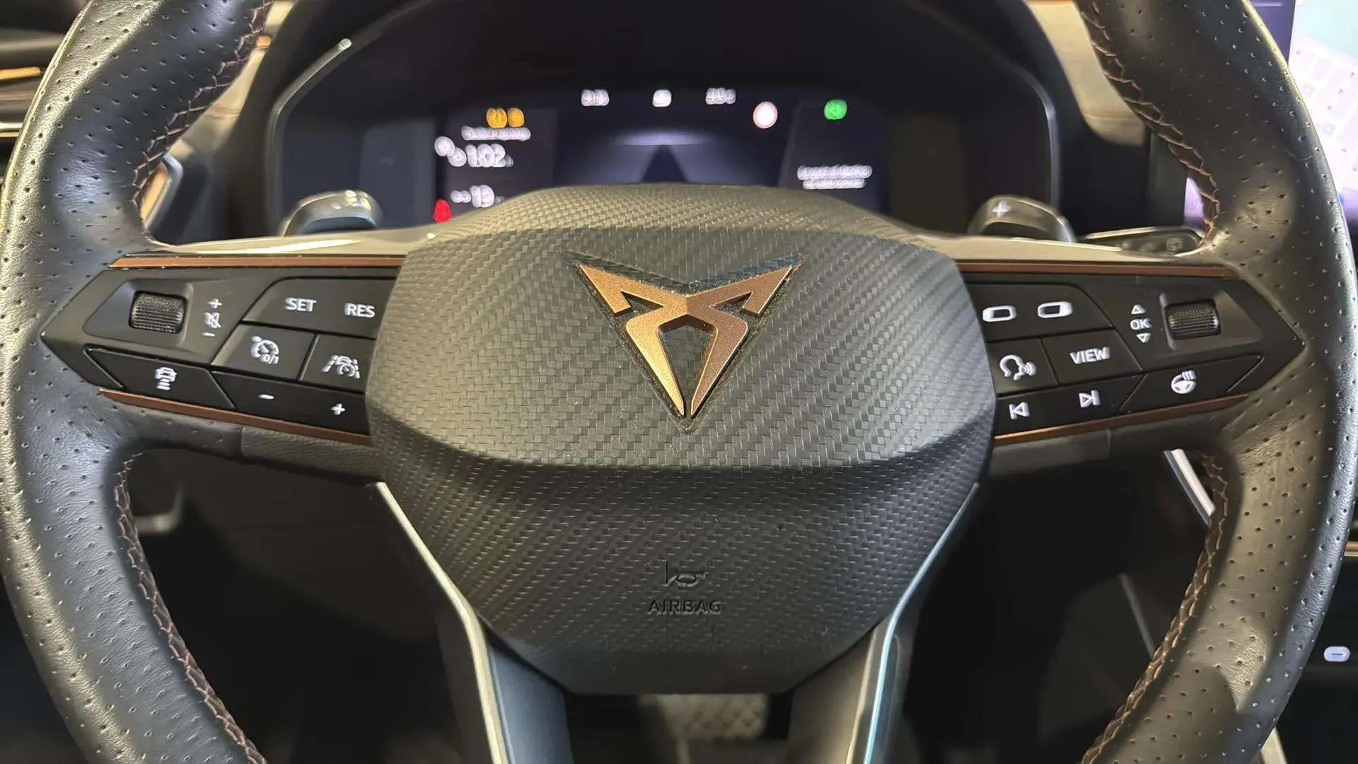 Cupra Formentor 1.4 e-Hybrid DSG - foto 14