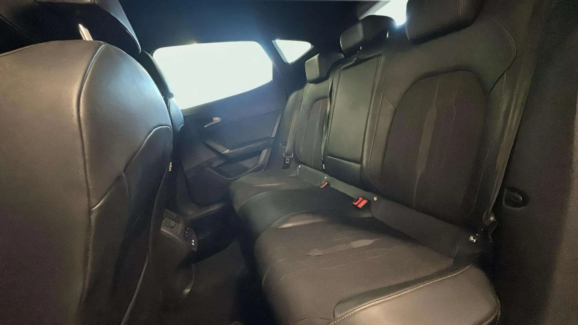 Cupra Formentor 1.4 e-Hybrid DSG - foto 17
