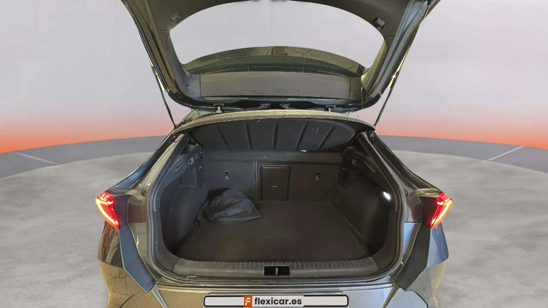 Cupra Formentor 1.4 e-Hybrid DSG - foto 10
