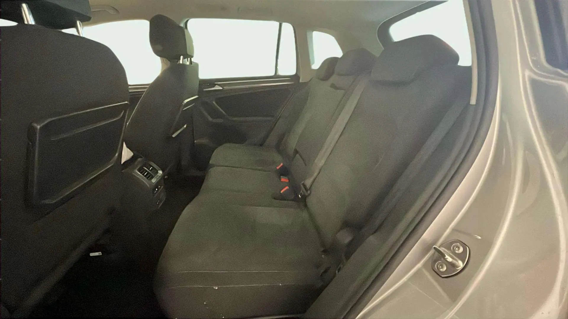 Volkswagen Tiguan Advance 2.0 TDI DSG - foto 15