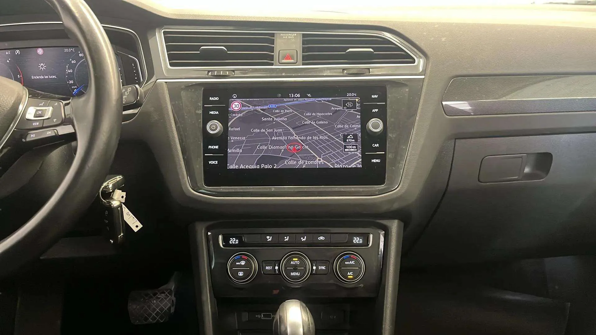 Volkswagen Tiguan Advance 2.0 TDI DSG - foto 11